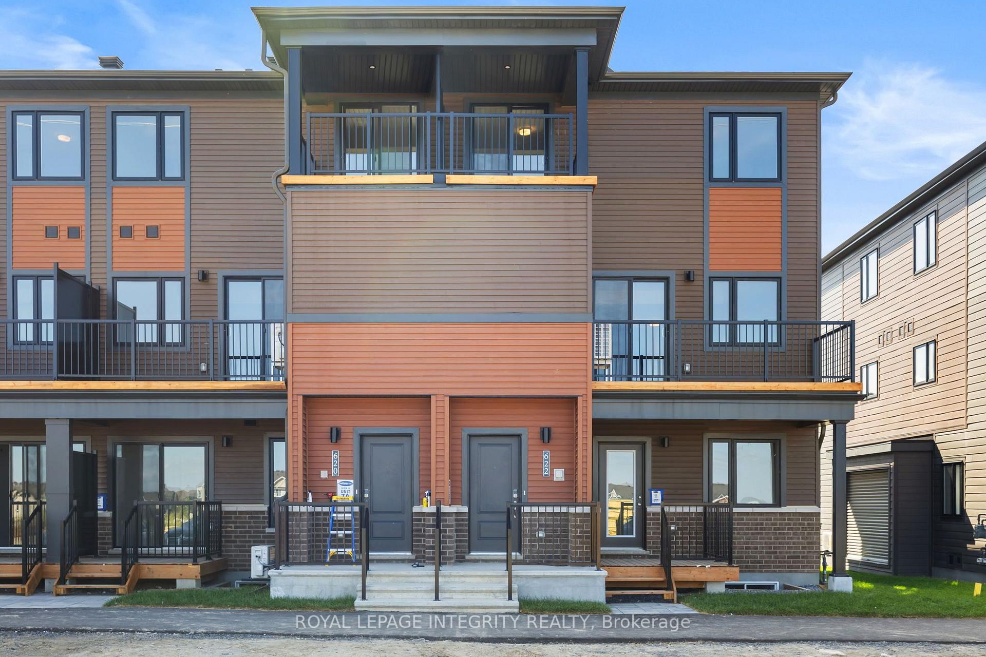 Photo 1 of 622 Parnian Private, Ottawa, Barrhaven - Half Moon Bay — HOMEH