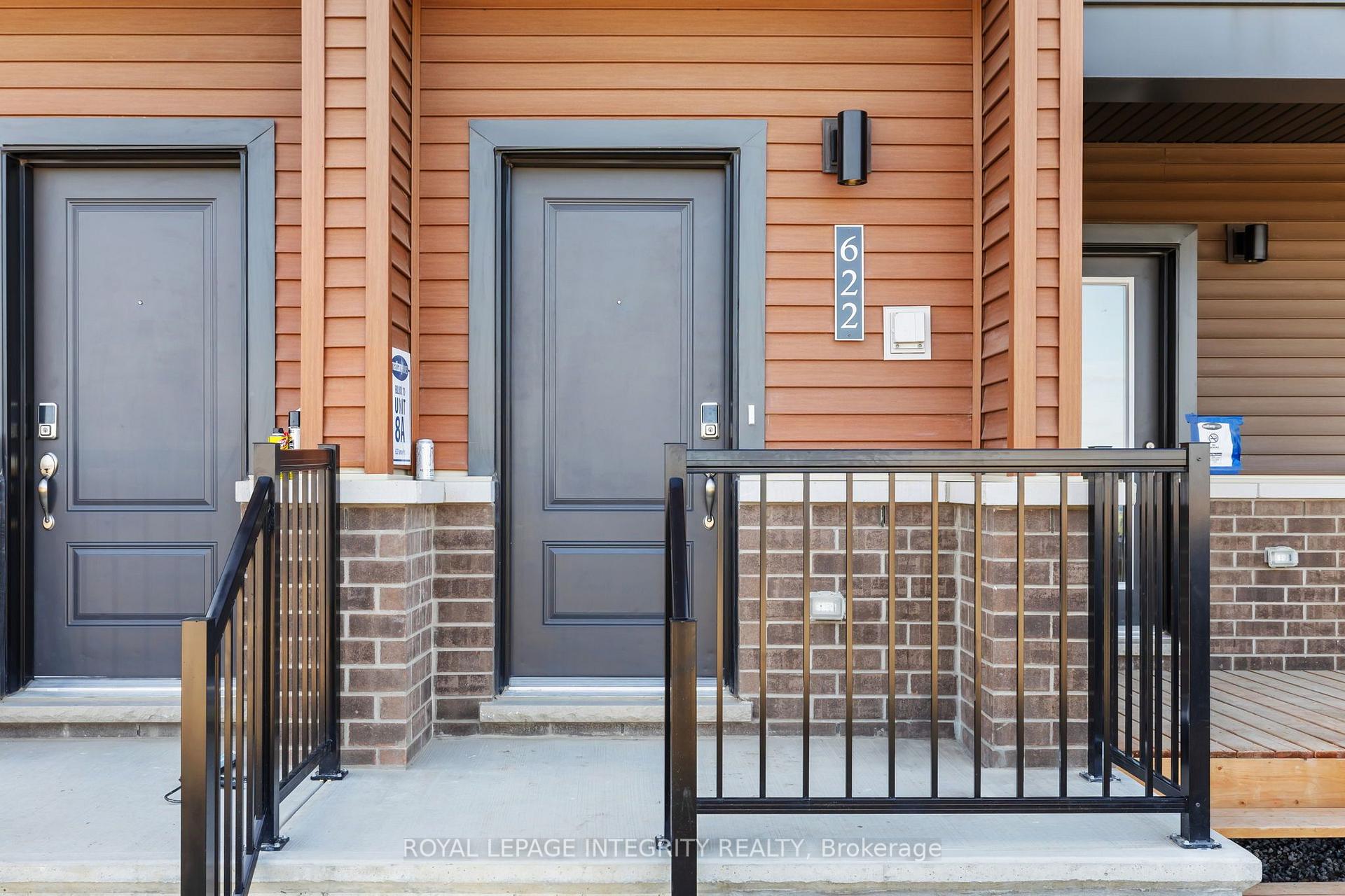 Photo 2 of 622 Parnian Private, Ottawa, Barrhaven - Half Moon Bay — HOMEH