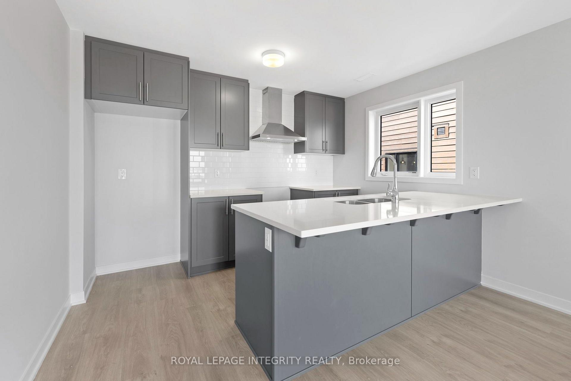 Photo 8 of 622 Parnian Private, Ottawa, Barrhaven - Half Moon Bay — HOMEH