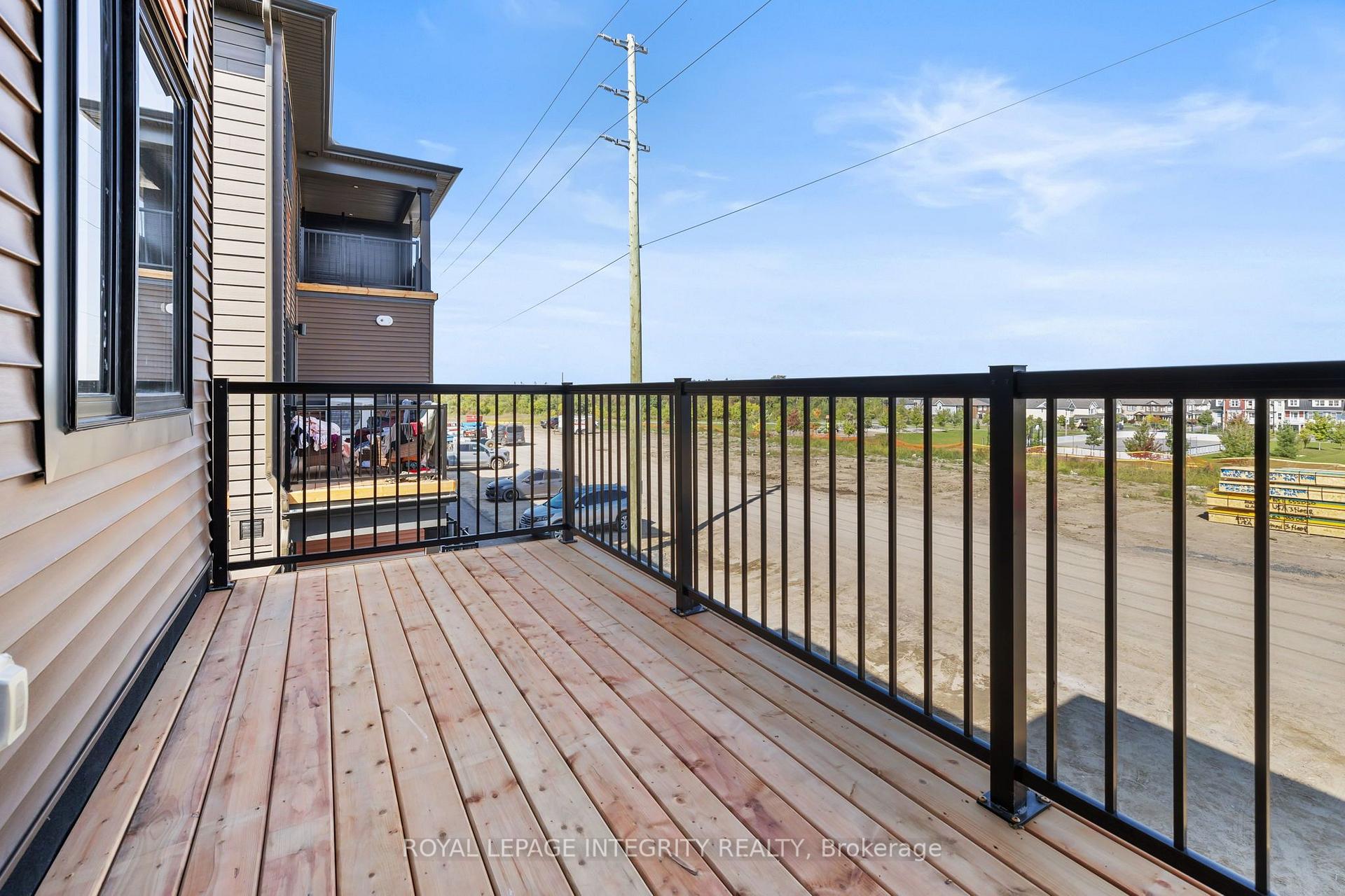 Photo 10 of 622 Parnian Private, Ottawa, Barrhaven - Half Moon Bay — HOMEH