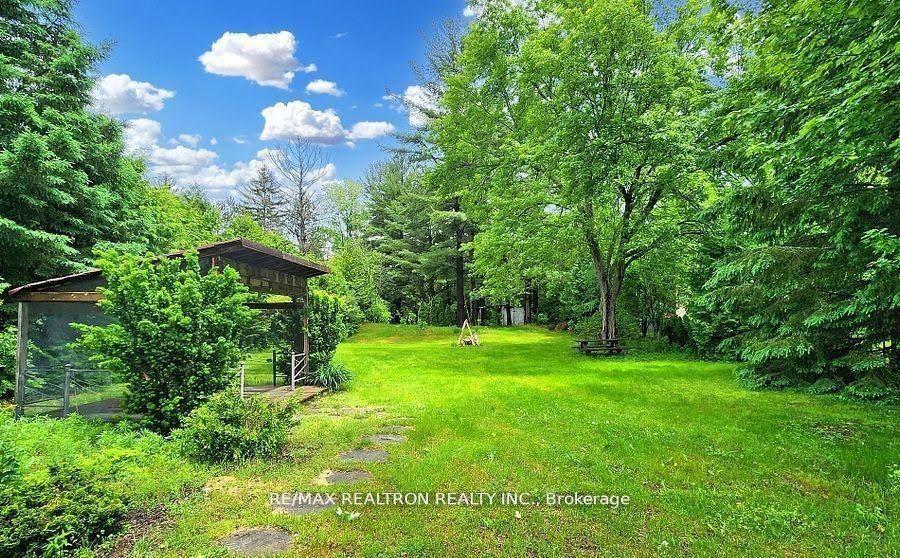 Photo 17 of 20201 Yonge Street, East Gwillimbury, Holland Landing — HOMEH