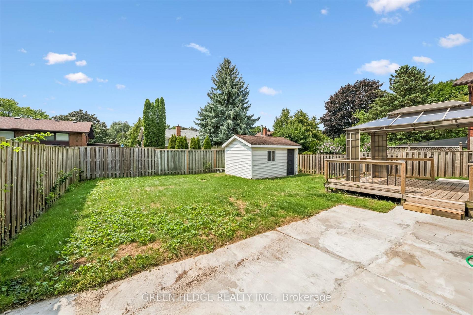 Photo 42 of 385 Village Crescent, Kitchener, Forest Hill — HOMEH