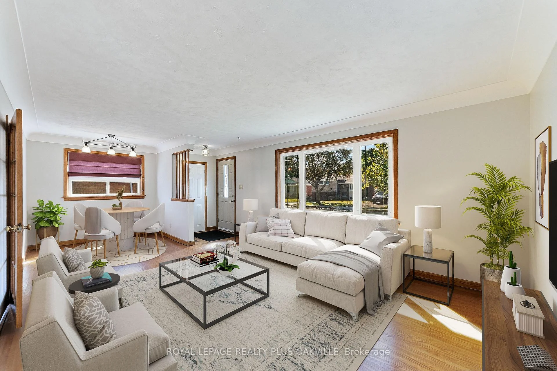Photo 10 of 19 Endfield Avenue, Hamilton, Huntington — HOMEH