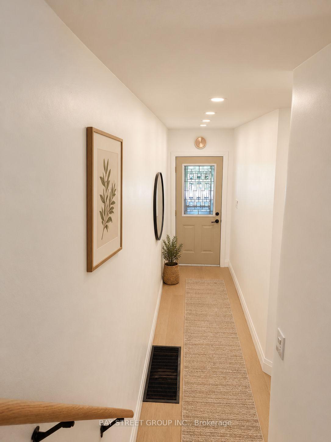 Photo 12 of 54 Thyra Avenue, Toronto, Crescent Town — HOMEH