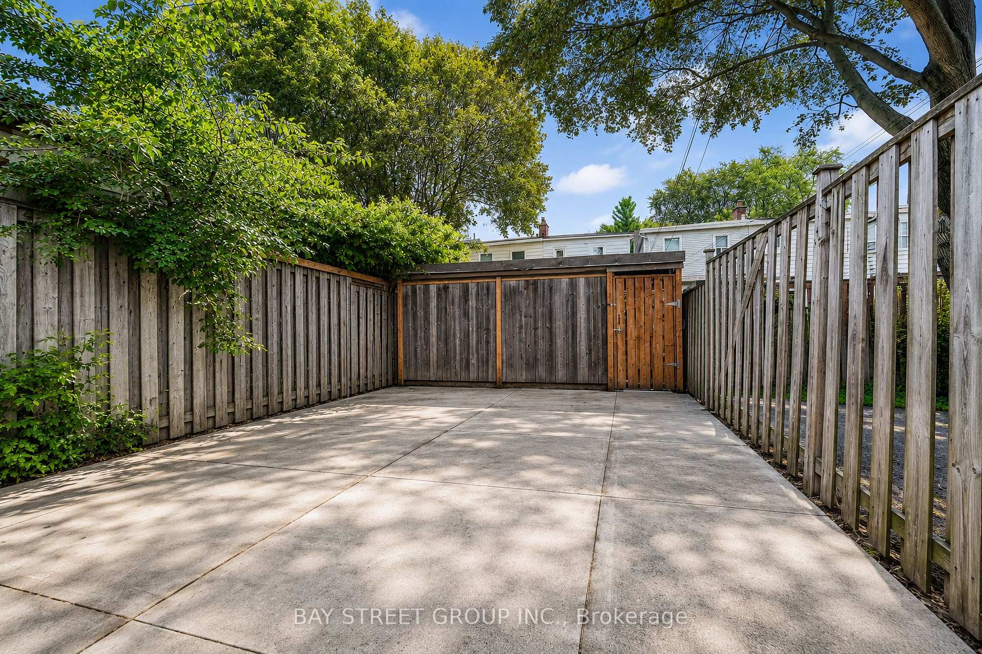 Photo 27 of 54 Thyra Avenue, Toronto, Crescent Town — HOMEH