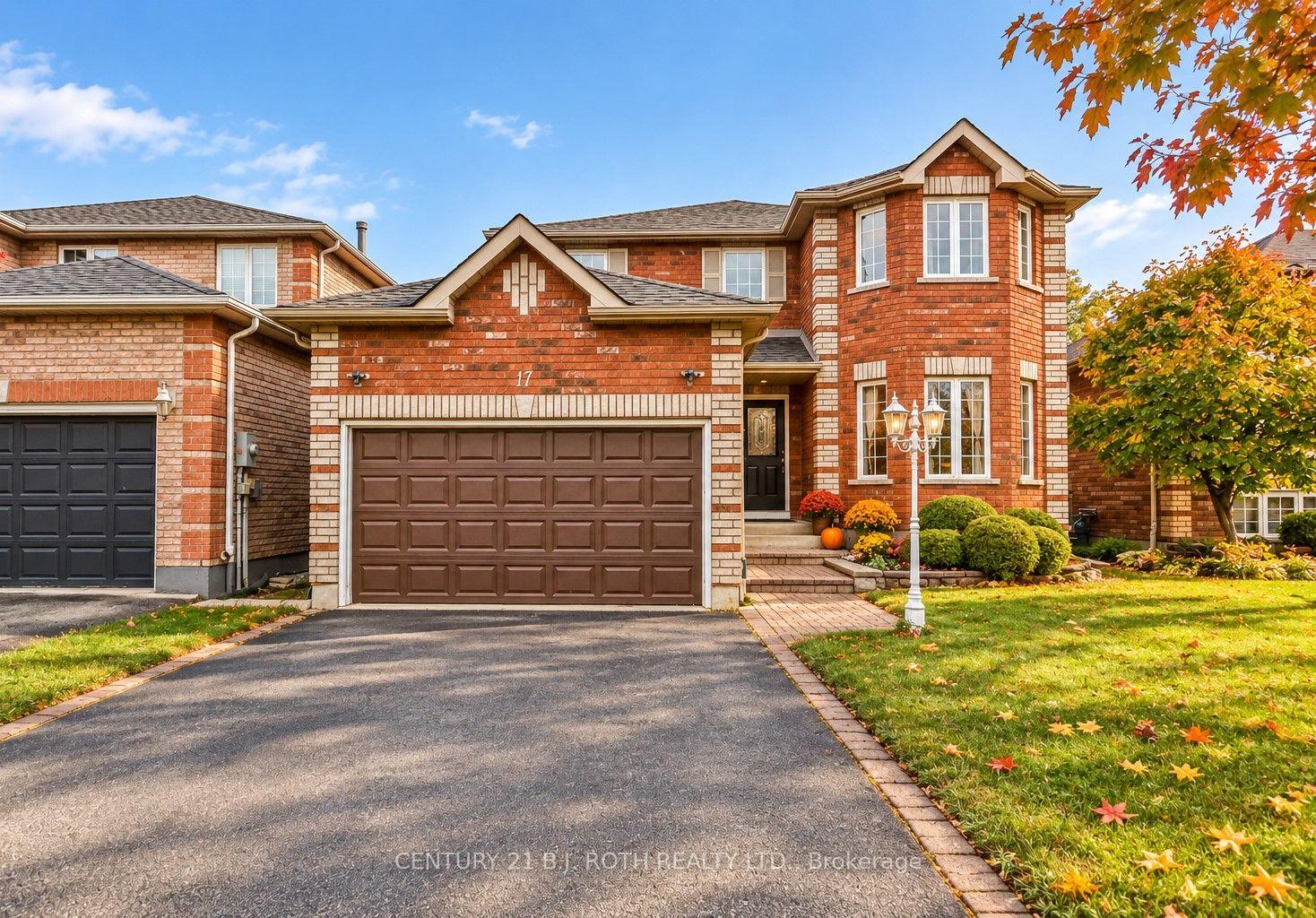 Photo 1 of 17 Crompton Drive, Barrie, Little Lake — HOMEH