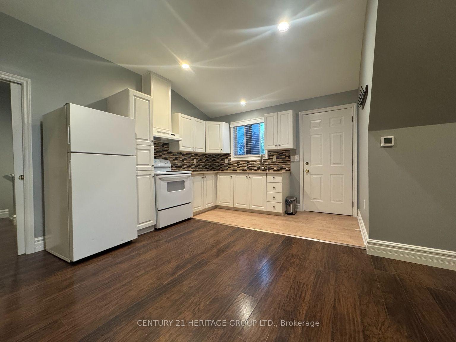 Photo 1 of Unit #3A, 166 Cedardale Avenue, Hamilton, Stoney Creek — HOMEH