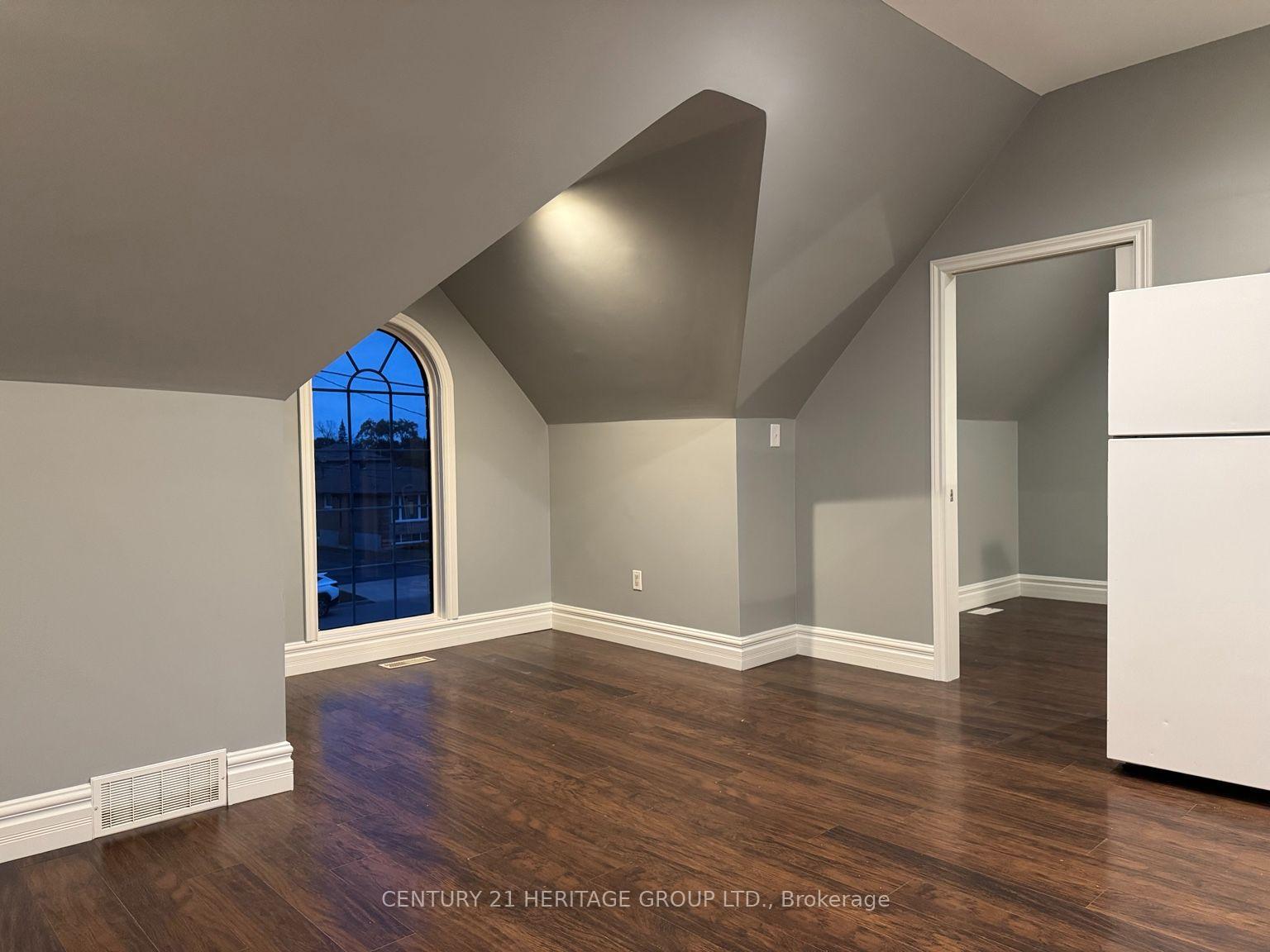 Photo 6 of Unit #3A, 166 Cedardale Avenue, Hamilton, Stoney Creek — HOMEH