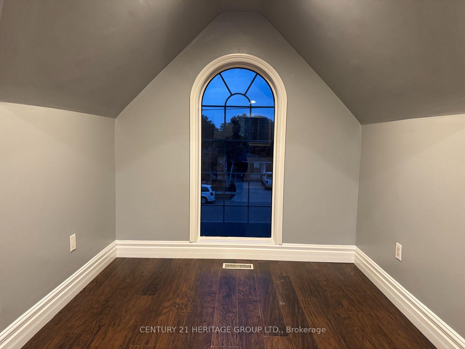 Photo 7 of Unit #3A, 166 Cedardale Avenue, Hamilton, Stoney Creek — HOMEH