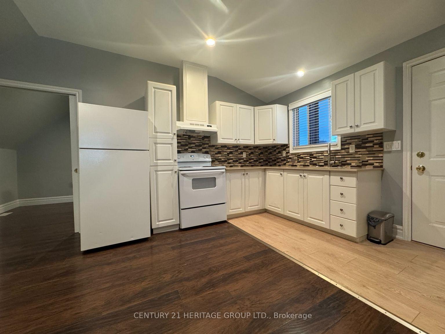 Photo 8 of Unit #3A, 166 Cedardale Avenue, Hamilton, Stoney Creek — HOMEH