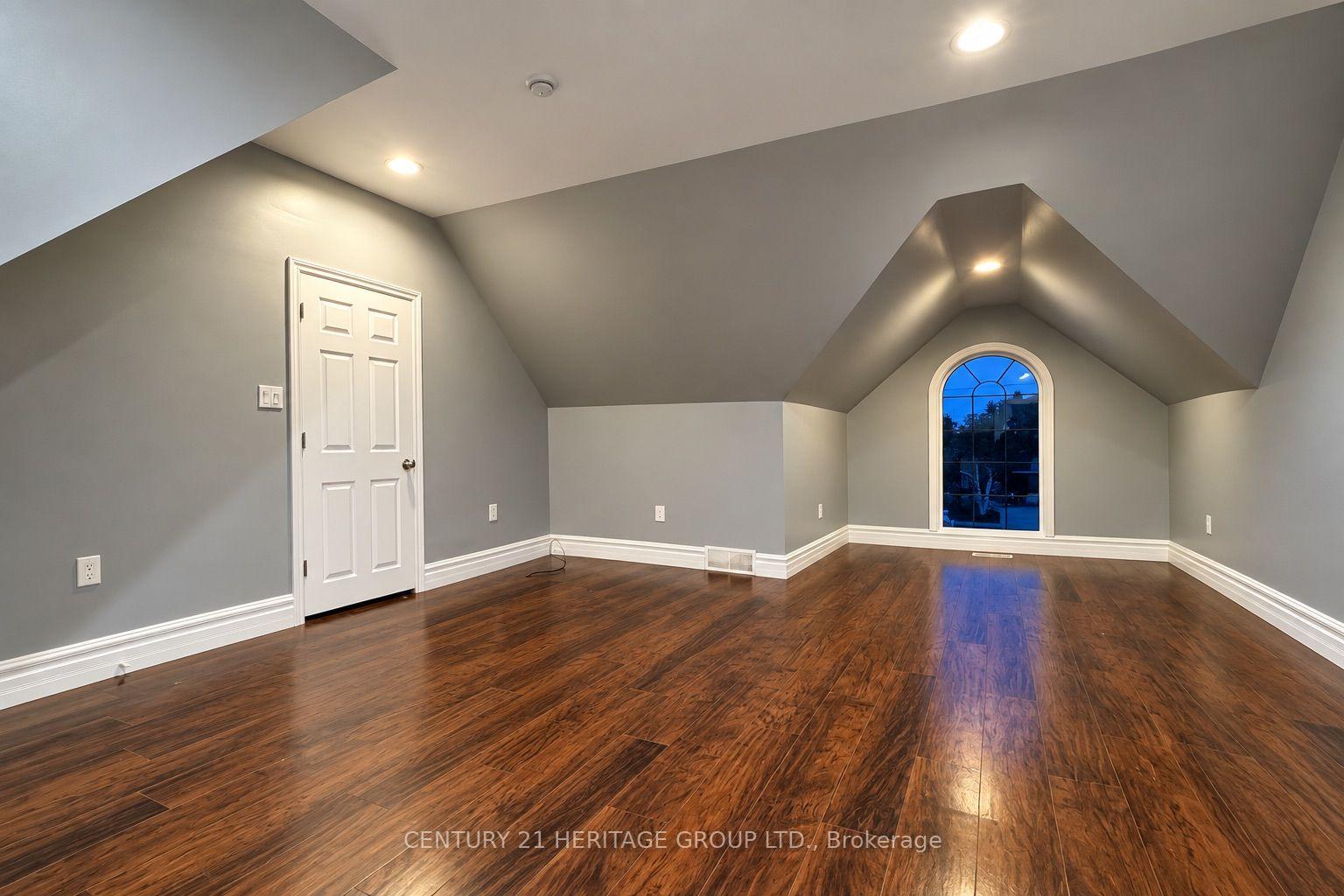 Photo 11 of Unit #3A, 166 Cedardale Avenue, Hamilton, Stoney Creek — HOMEH