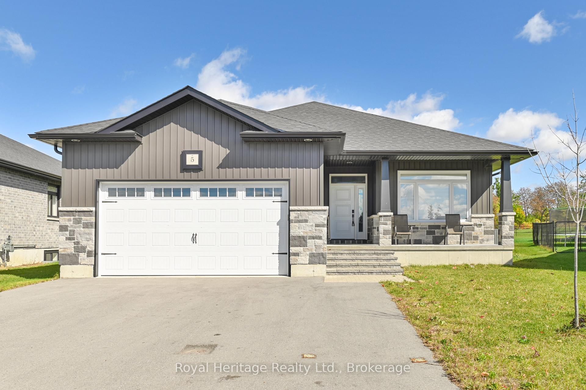 Photo 3 of 5 Schmidt Way, Quinte West, Murray Ward — HOMEH