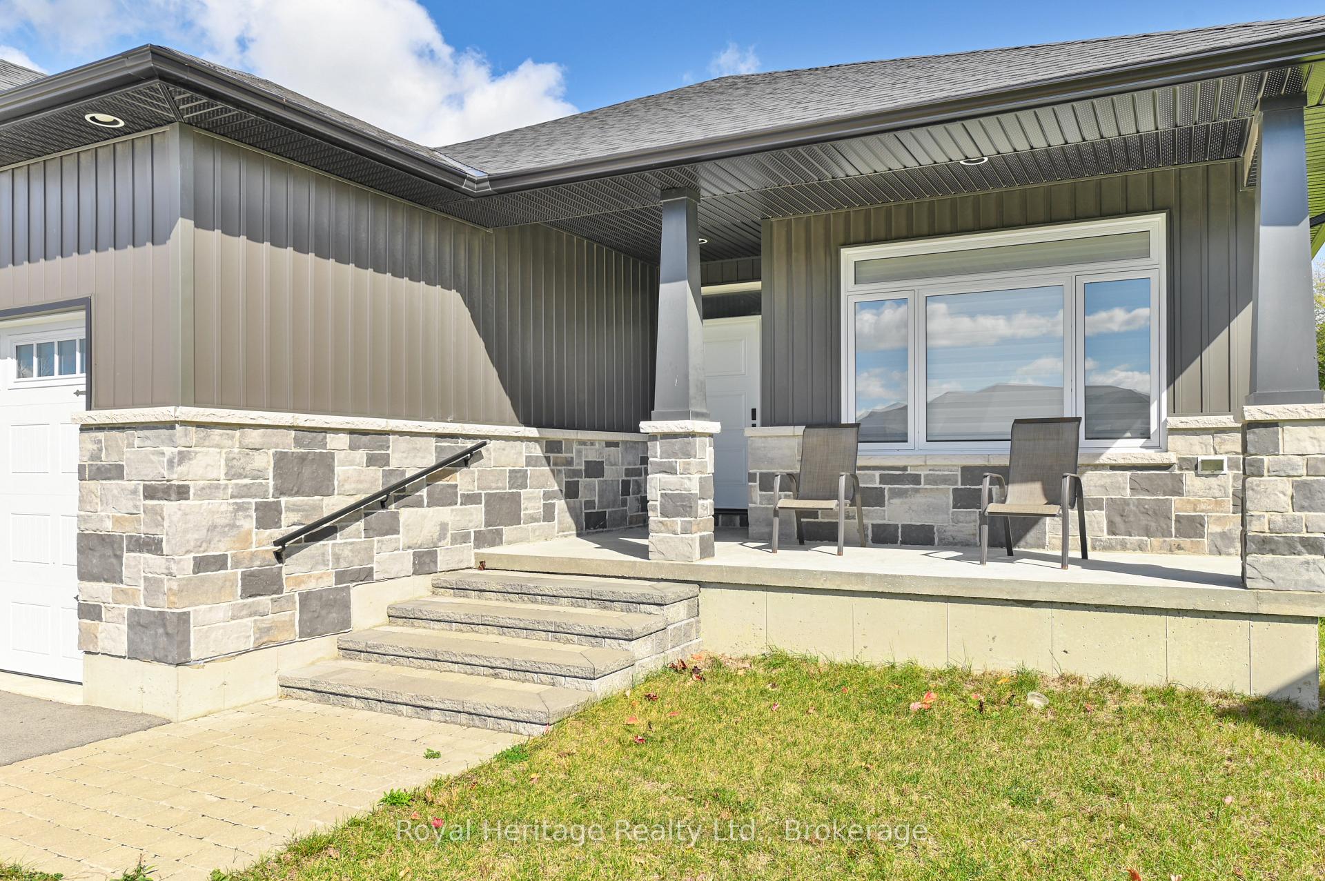 Photo 4 of 5 Schmidt Way, Quinte West, Murray Ward — HOMEH