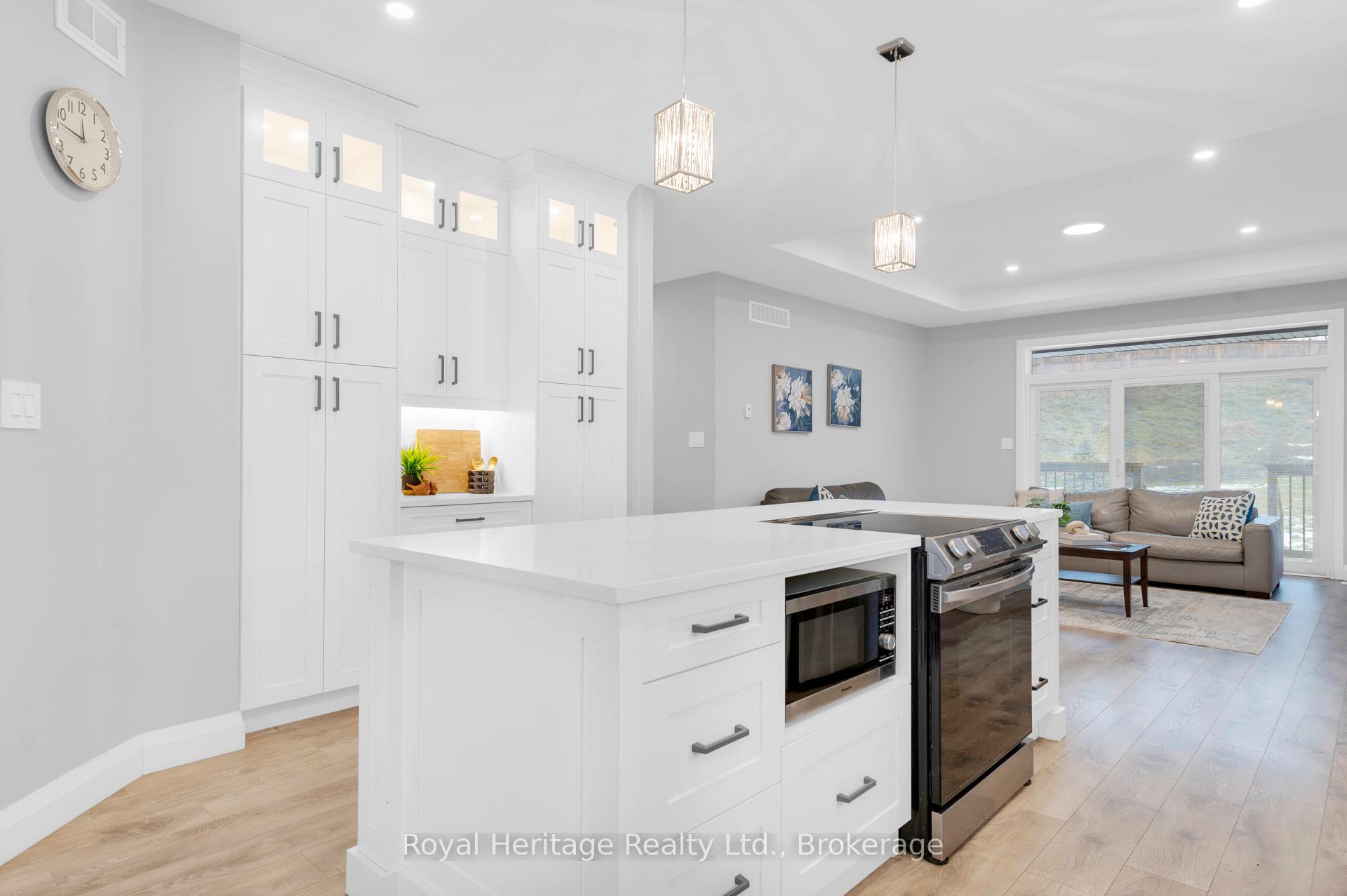 Photo 11 of 5 Schmidt Way, Quinte West, Murray Ward — HOMEH