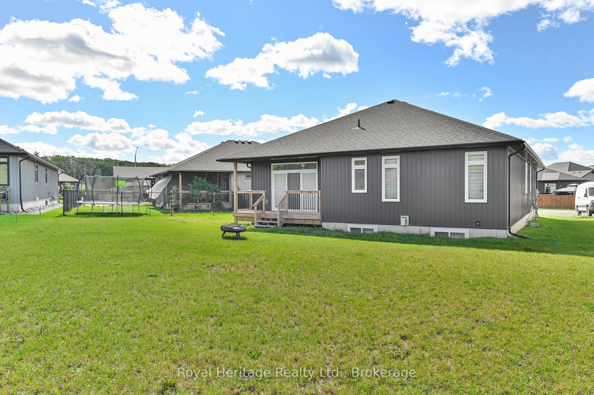 Photo 36 of 5 Schmidt Way, Quinte West, Murray Ward — HOMEH