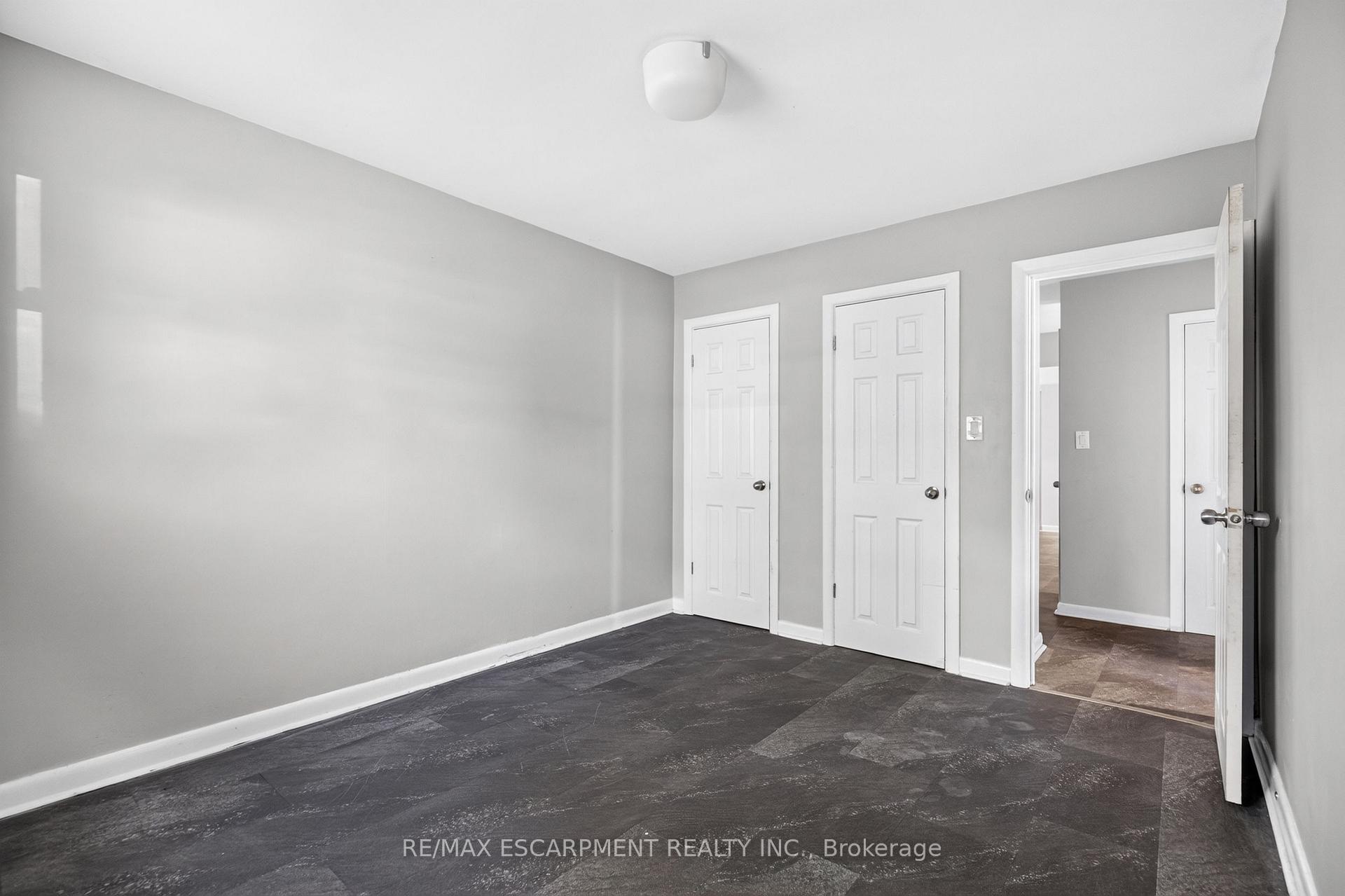 Photo 16 of Unit 1, 3 Applewood Avenue, Hamilton, Stoney Creek — HOMEH