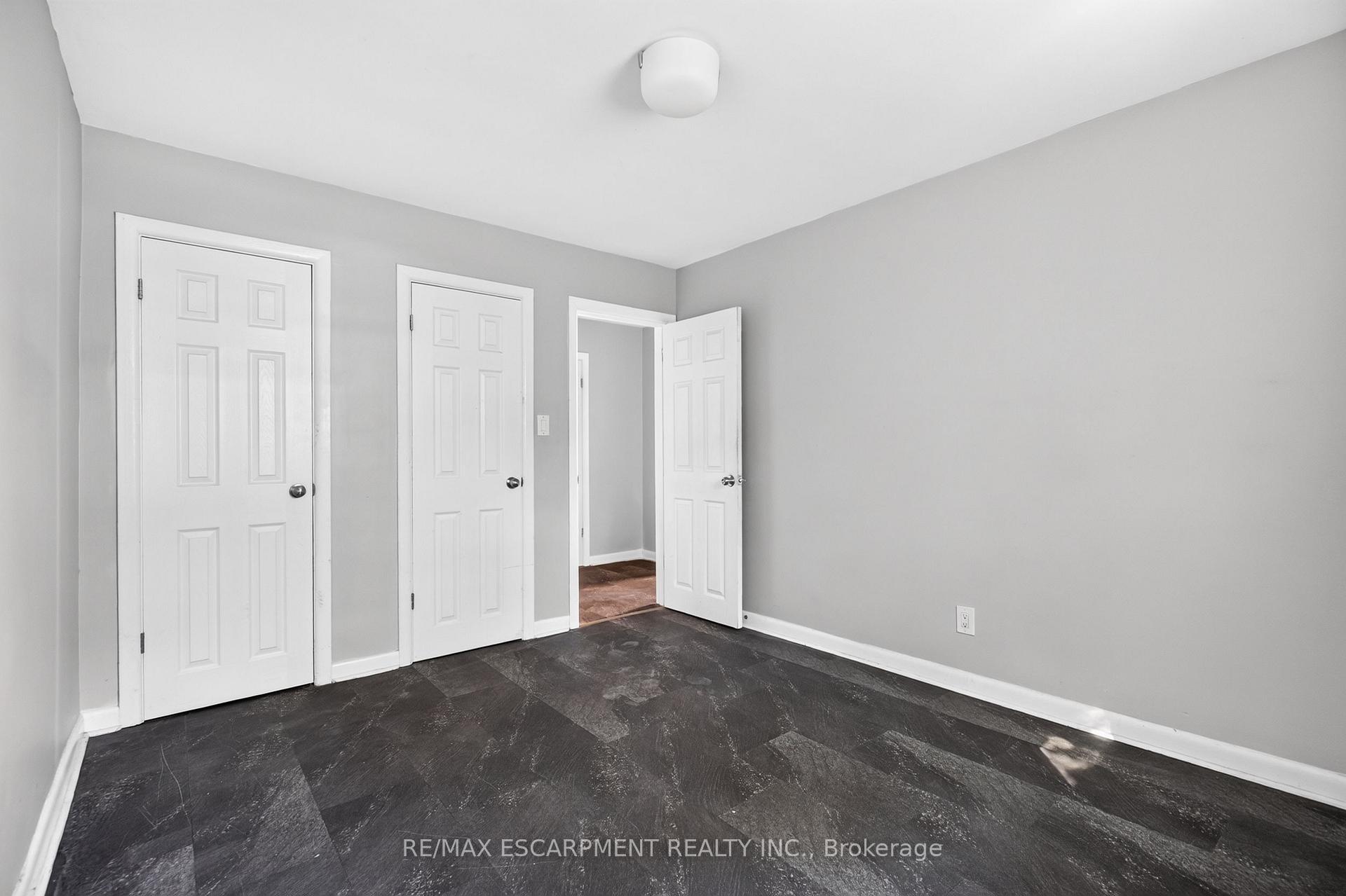 Photo 17 of Unit 1, 3 Applewood Avenue, Hamilton, Stoney Creek — HOMEH