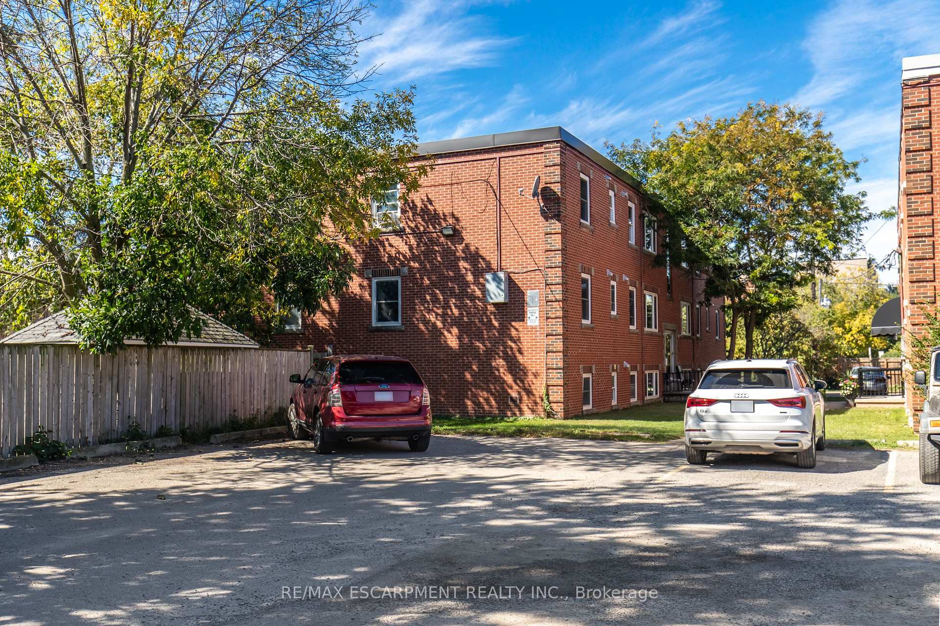 Photo 23 of Unit 1, 3 Applewood Avenue, Hamilton, Stoney Creek — HOMEH