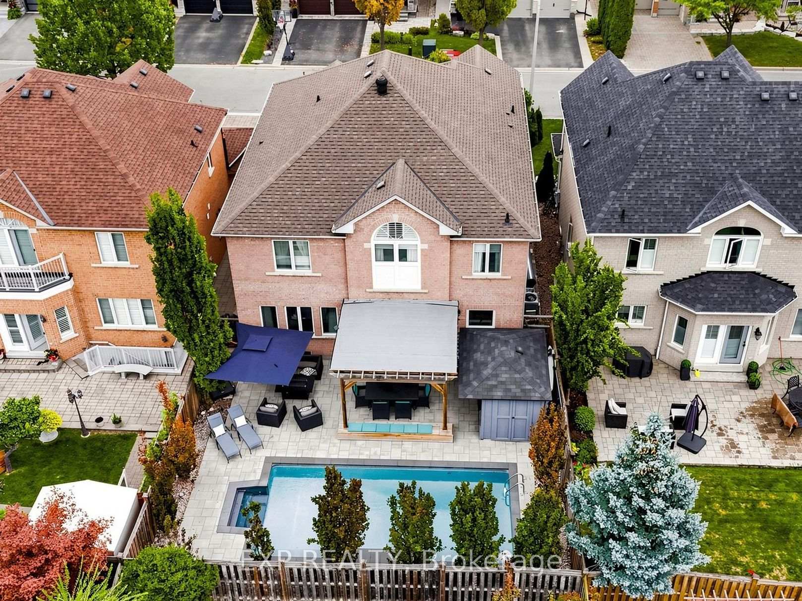 Photo 4 of 36 Calista Street, Vaughan, Vellore Village — HOMEH