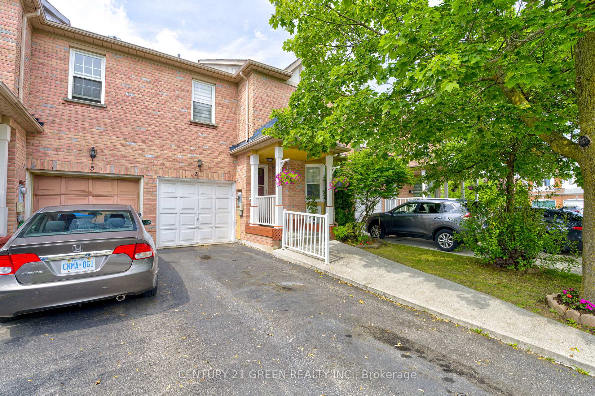 Photo 4 of 3 Desert Sand Drive, Brampton, Sandringham-Wellington — HOMEH