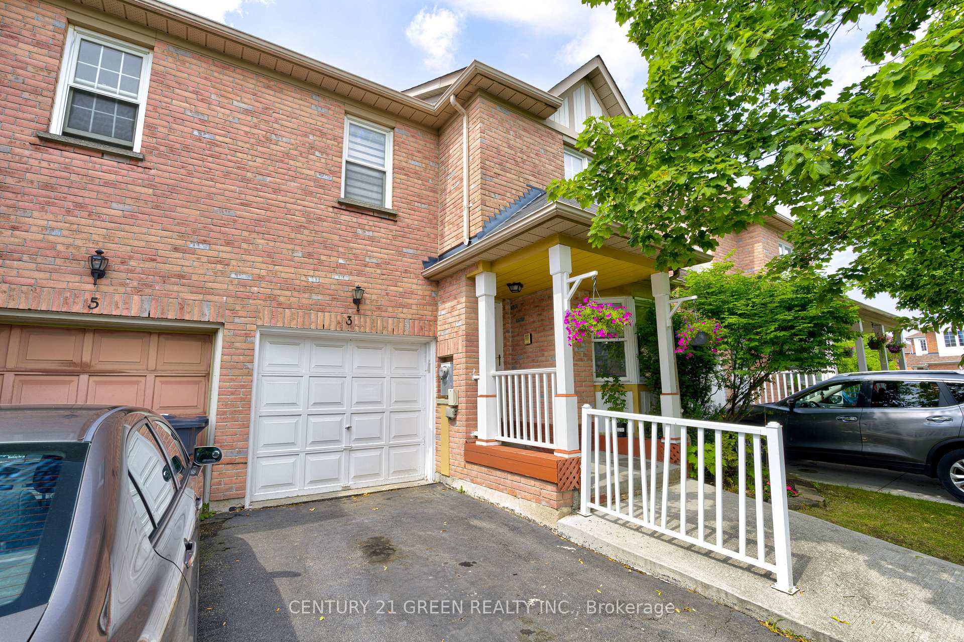 Photo 5 of 3 Desert Sand Drive, Brampton, Sandringham-Wellington — HOMEH