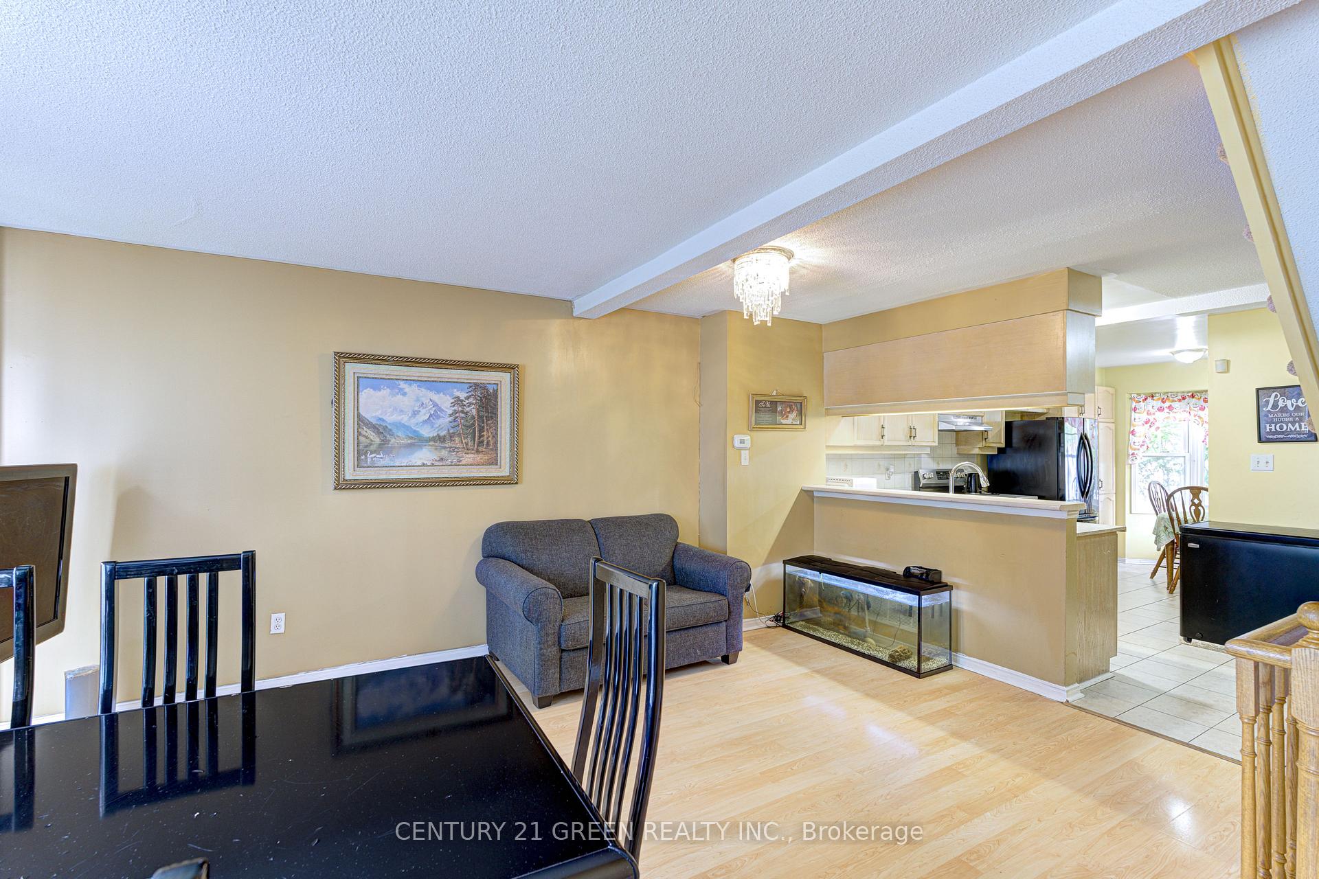 Photo 16 of 3 Desert Sand Drive, Brampton, Sandringham-Wellington — HOMEH