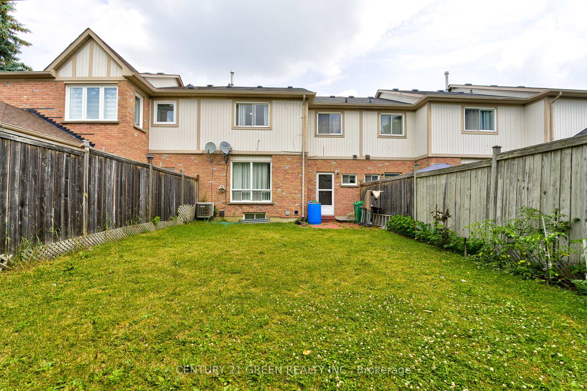 Photo 33 of 3 Desert Sand Drive, Brampton, Sandringham-Wellington — HOMEH