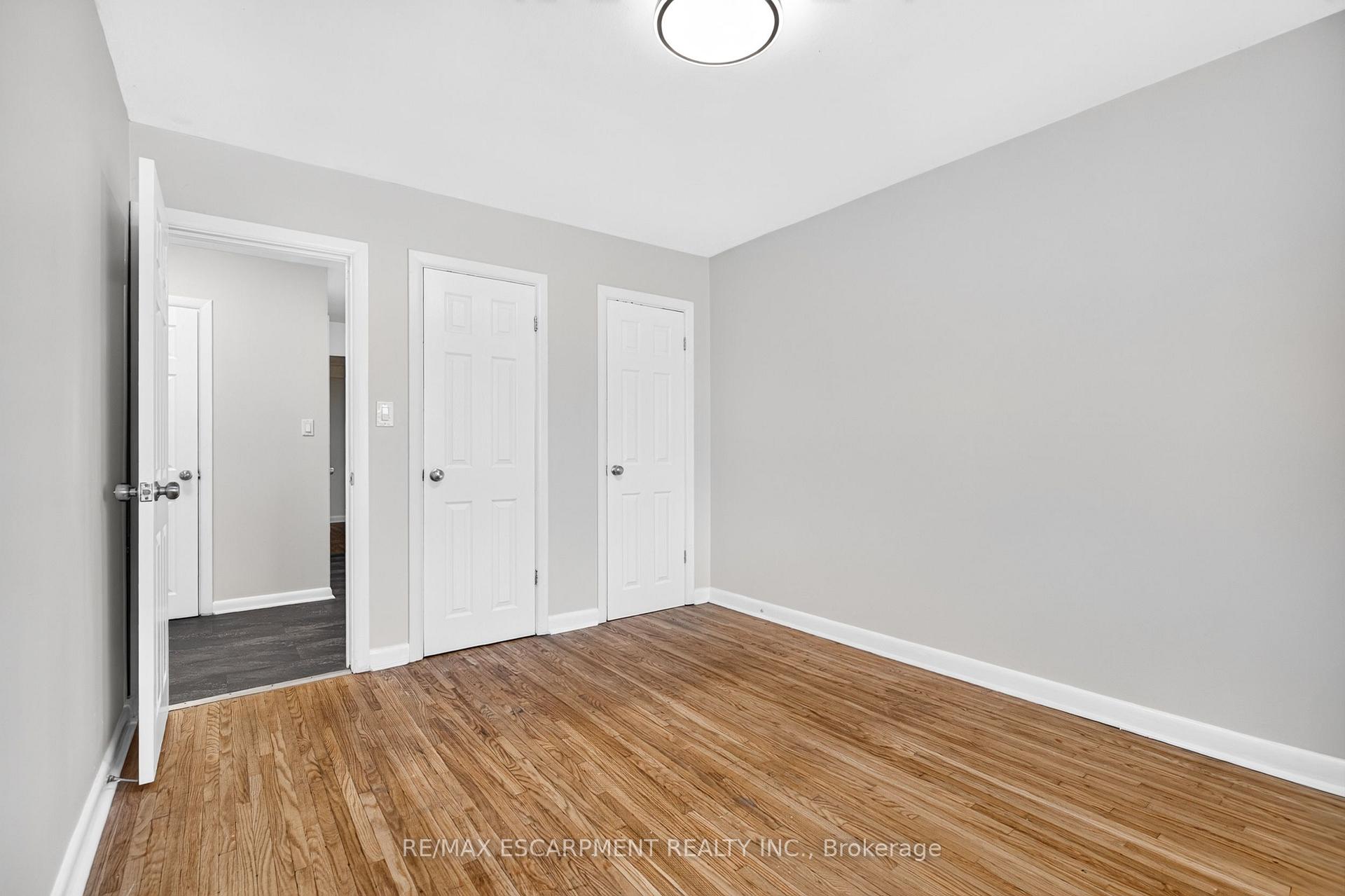 Photo 16 of Unit 3, 3 Applewood Avenue, Hamilton, Stoney Creek — HOMEH