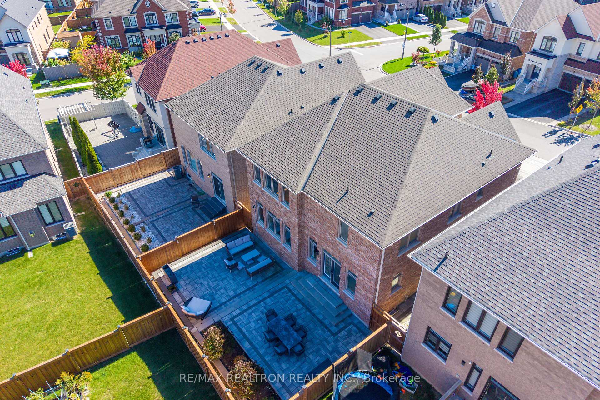 Photo 43 of 20 Tesla Crescent, East Gwillimbury, Holland Landing — HOMEH