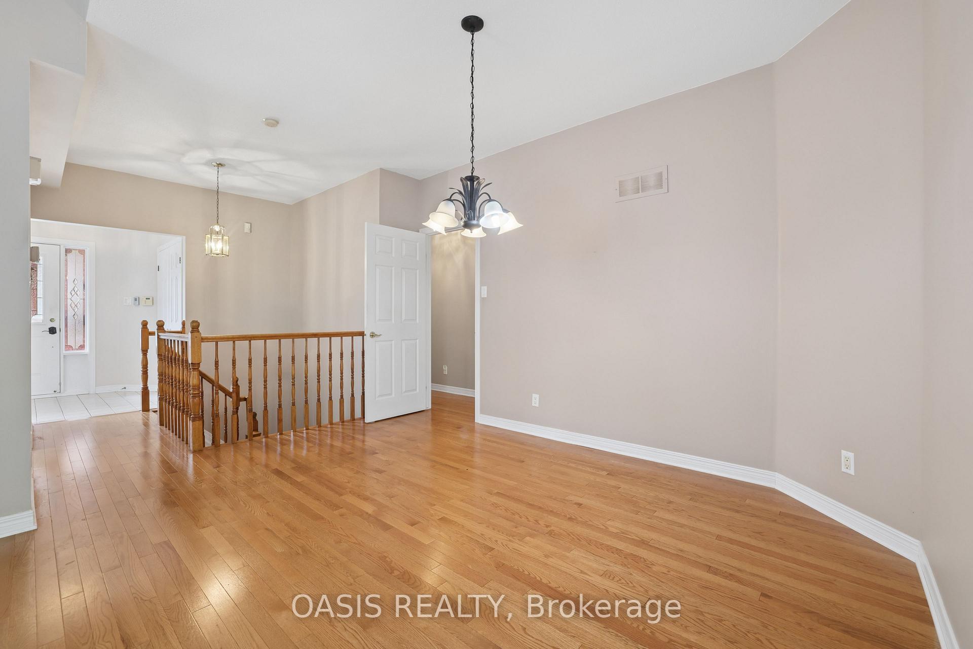 Photo 7 of 63 Bunting Lane, Ottawa, Kanata - Bridlewood — HOMEH