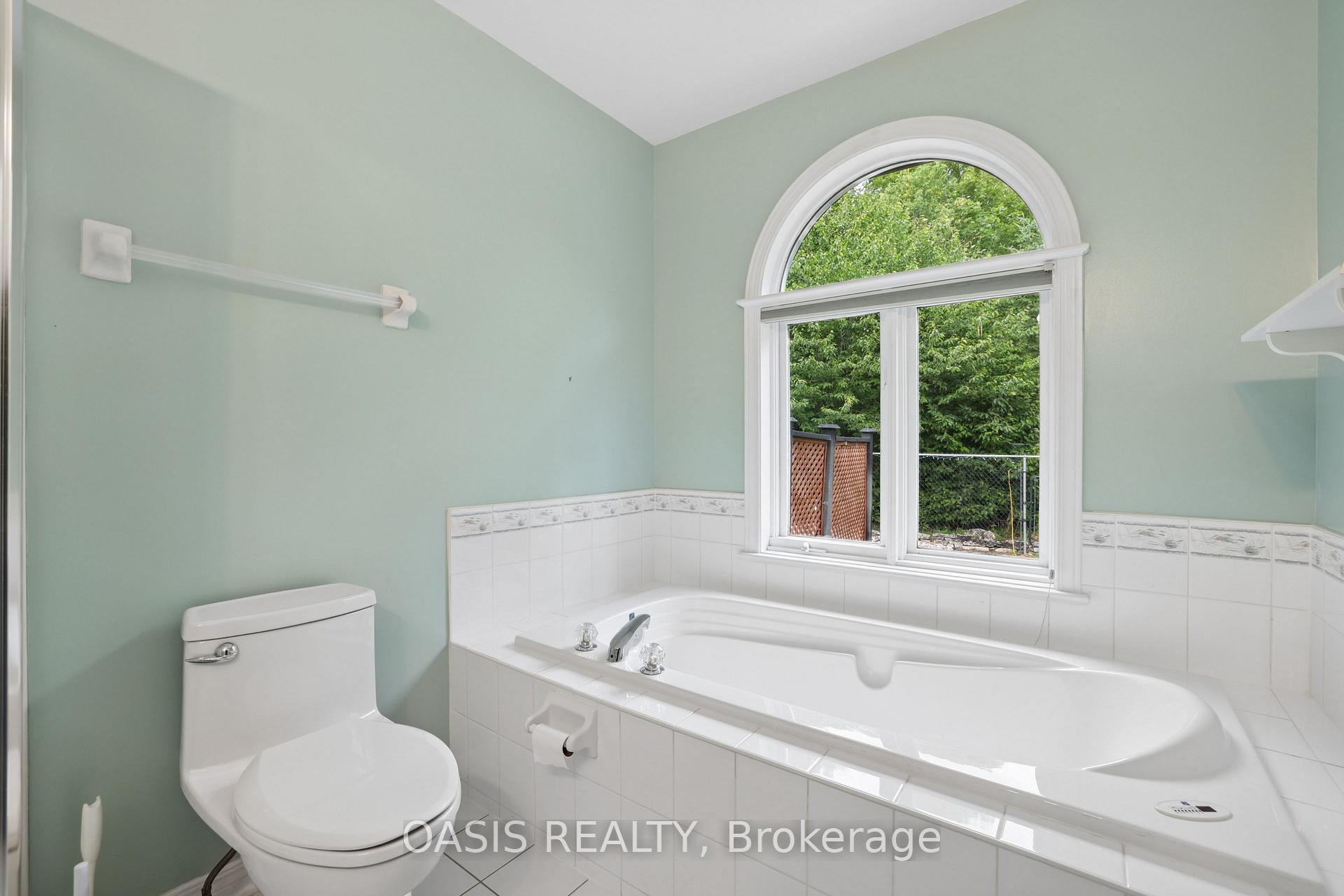 Photo 16 of 63 Bunting Lane, Ottawa, Kanata - Bridlewood — HOMEH