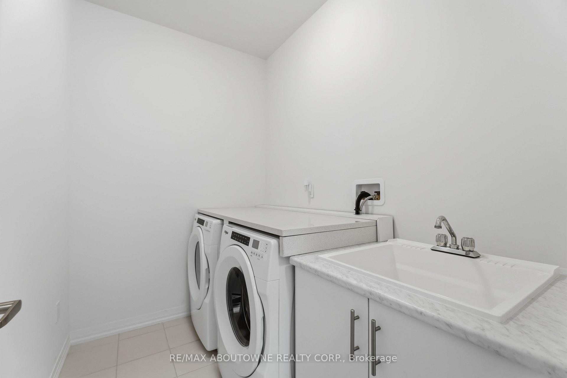 Photo 8 of 170 Spitfire Drive, Hamilton, Mount Hope — HOMEH