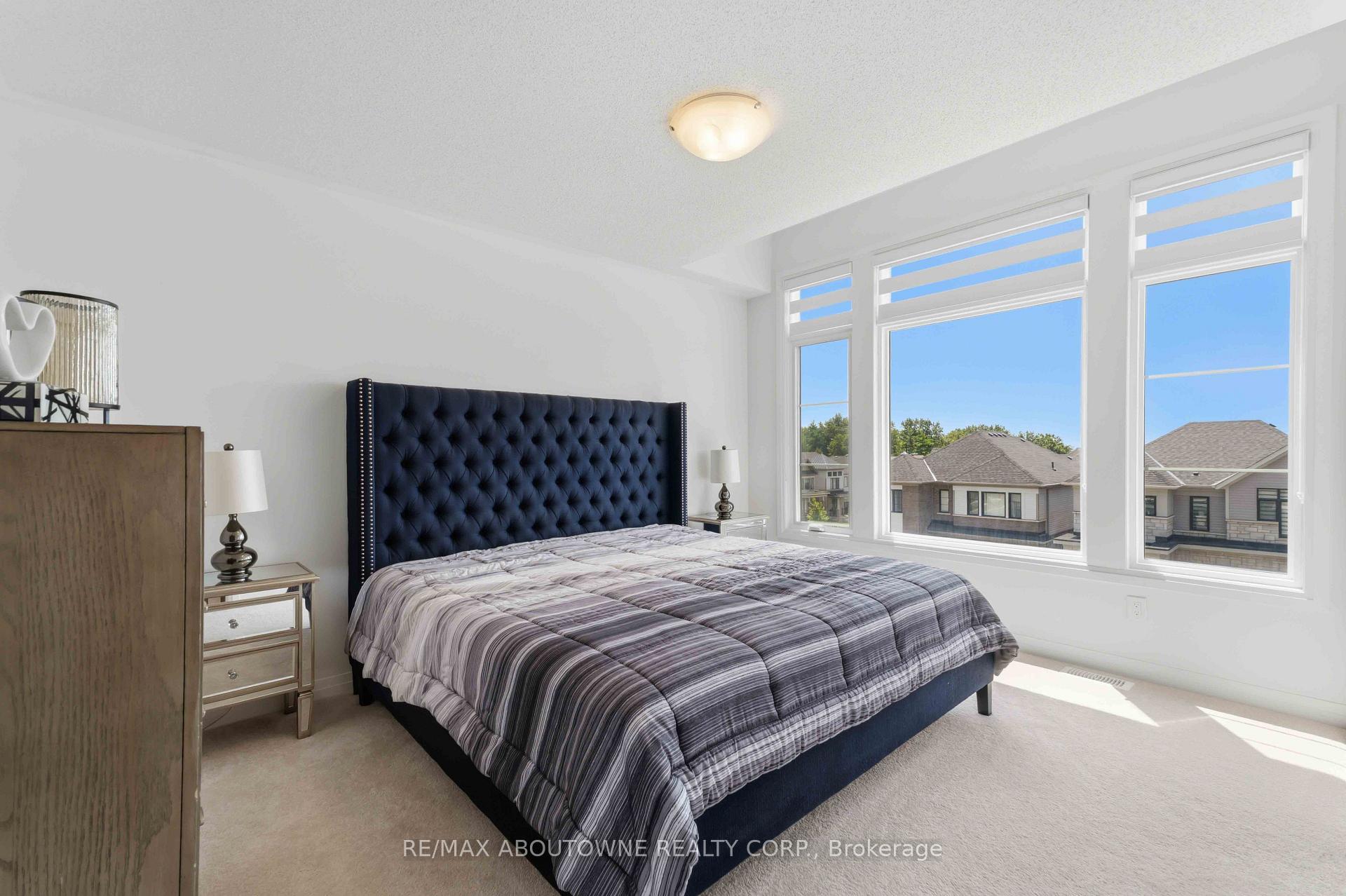 Photo 23 of 170 Spitfire Drive, Hamilton, Mount Hope — HOMEH