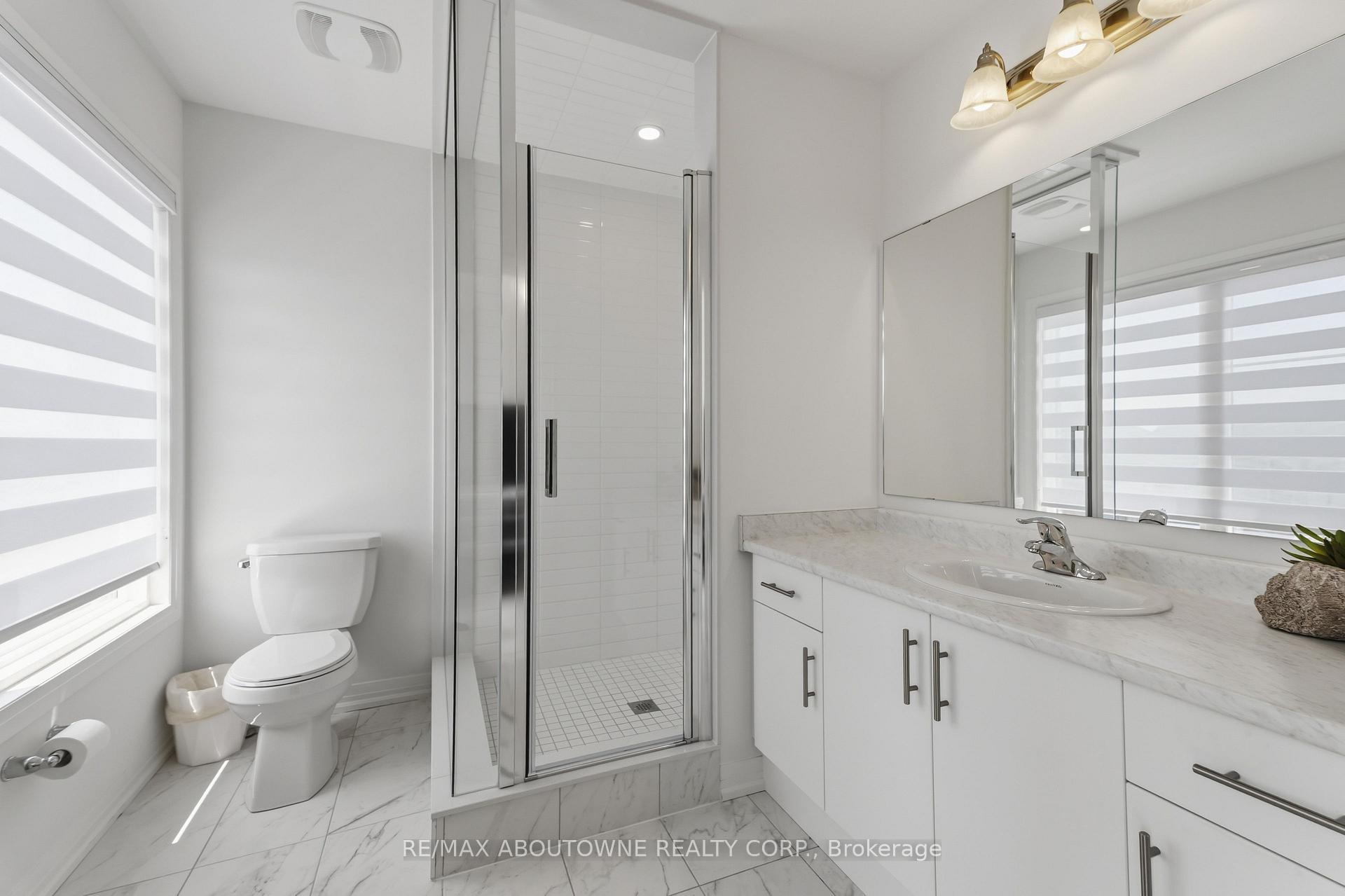 Photo 25 of 170 Spitfire Drive, Hamilton, Mount Hope — HOMEH