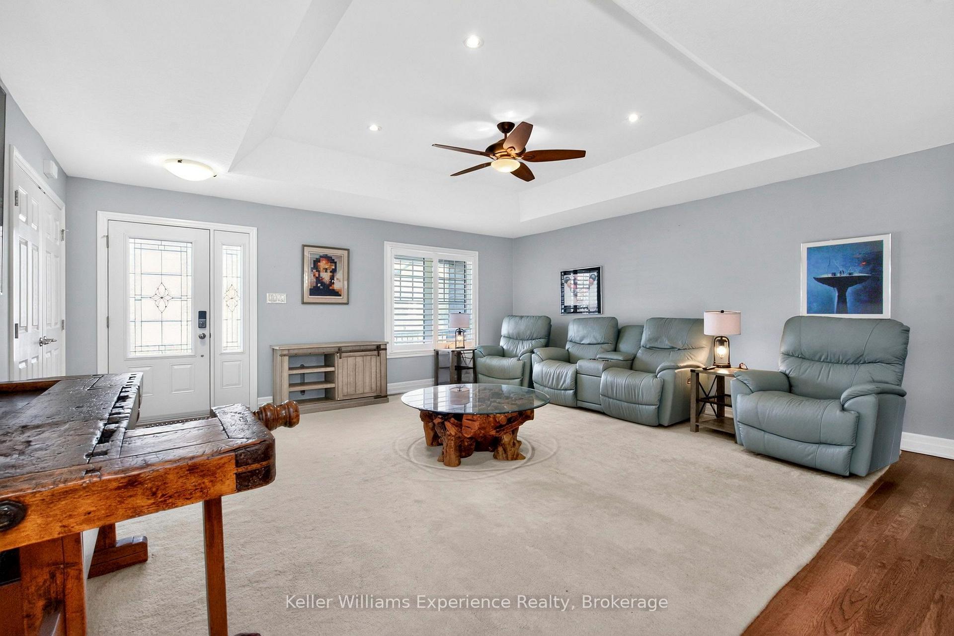 Photo 10 of 22 Grew Crescent, Penetanguishene — HOMEH
