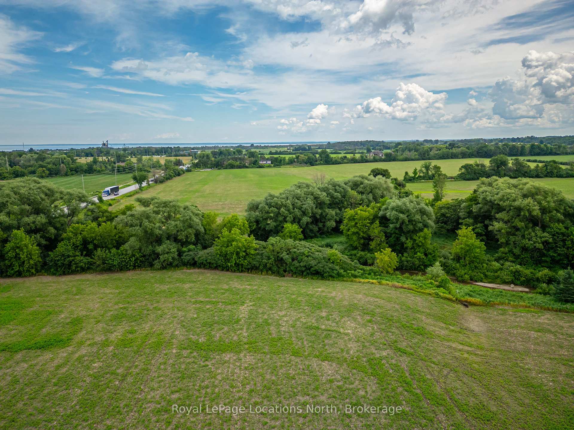 Photo 6 of 7475 Poplar Side Road, Clearview, Rural Clearview — HOMEH