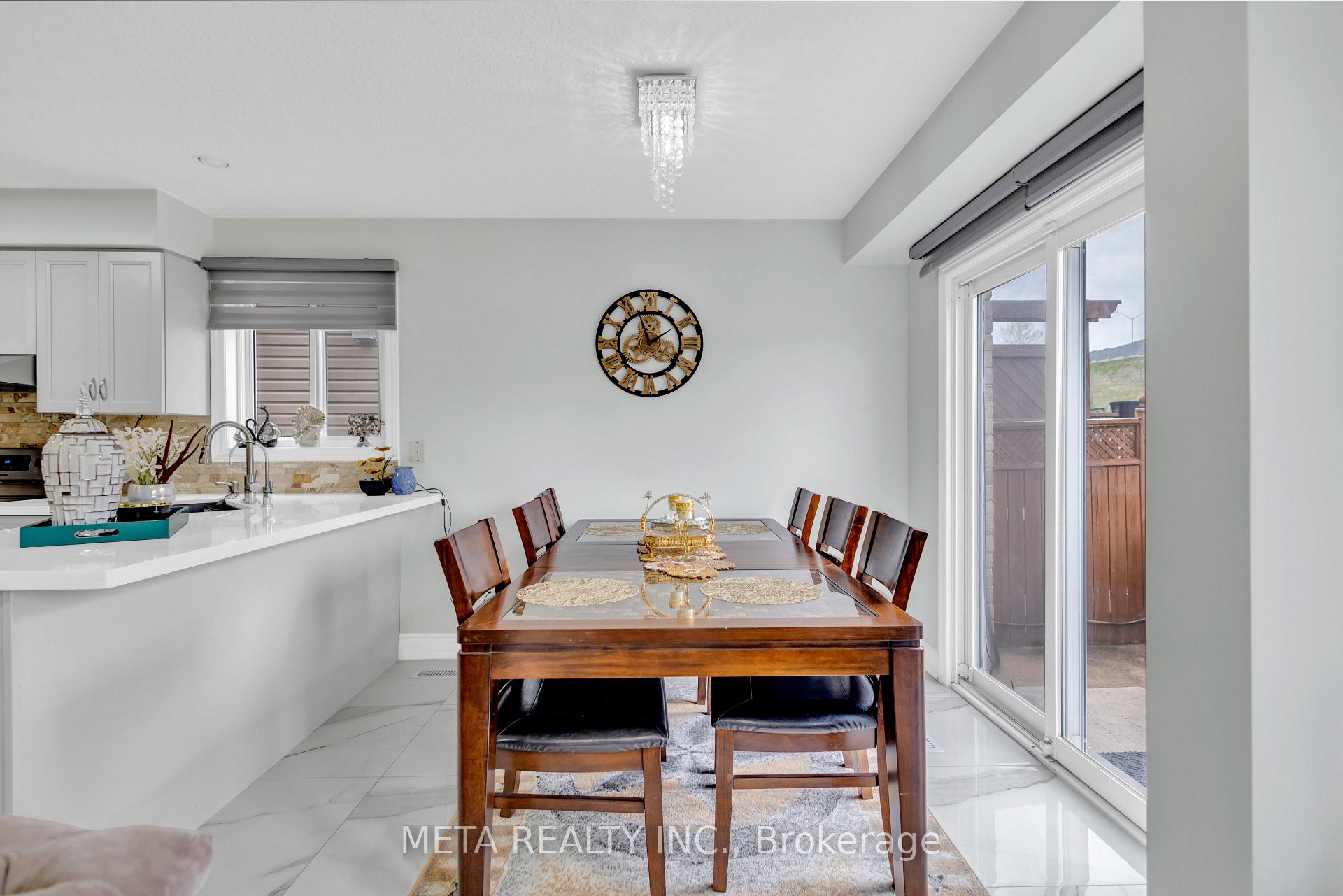 Photo 16 of 497 Langlaw Drive, Cambridge, Christopher-Champlain — HOMEH
