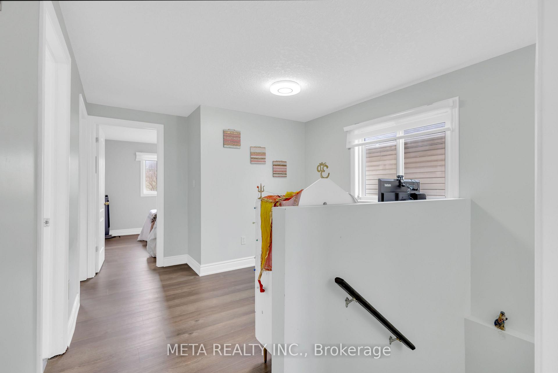 Photo 17 of 497 Langlaw Drive, Cambridge, Christopher-Champlain — HOMEH