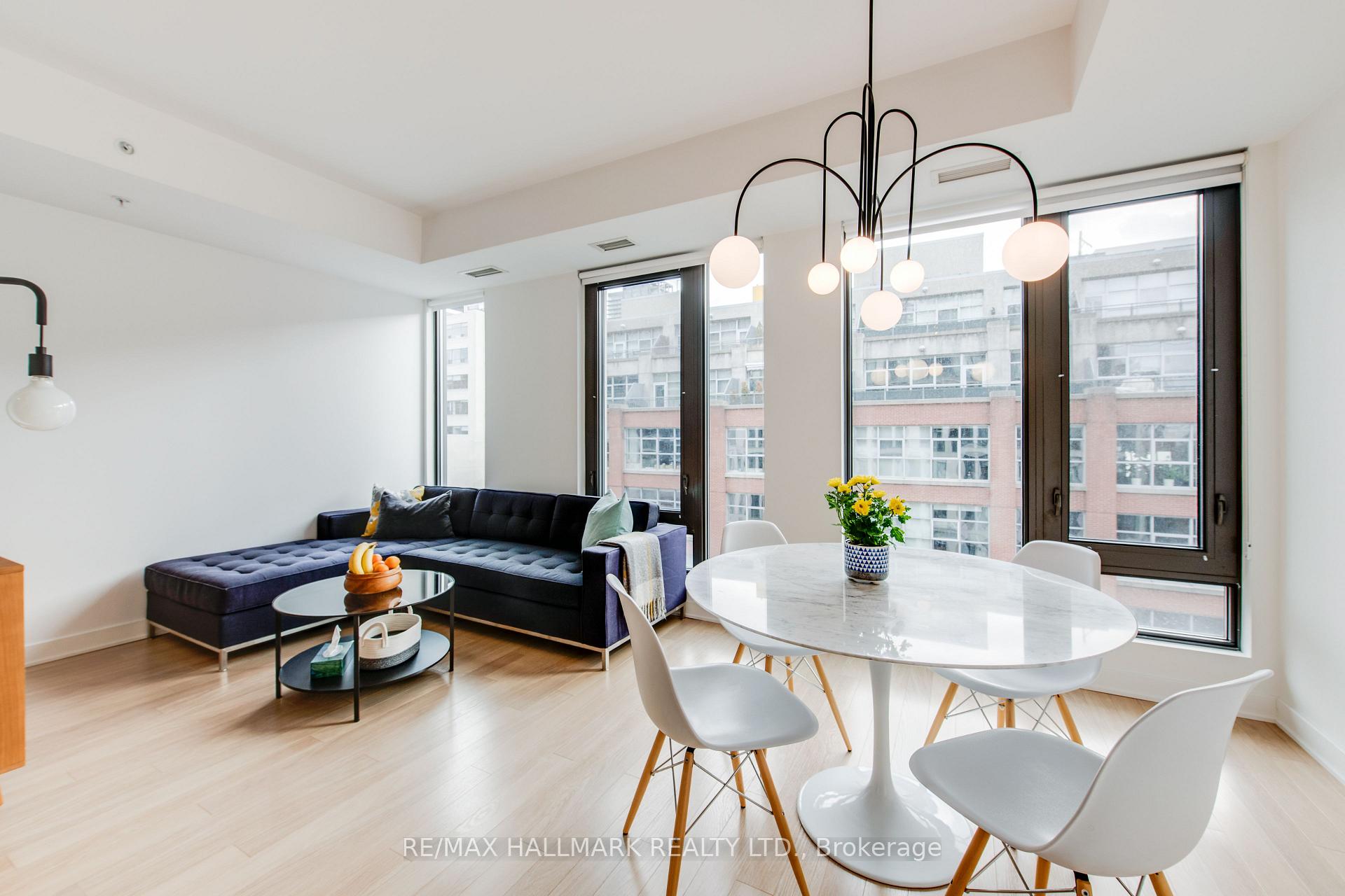 Photo 1 of Unit 702, 32 Camden Street, Toronto, Waterfront Communities — HOMEH