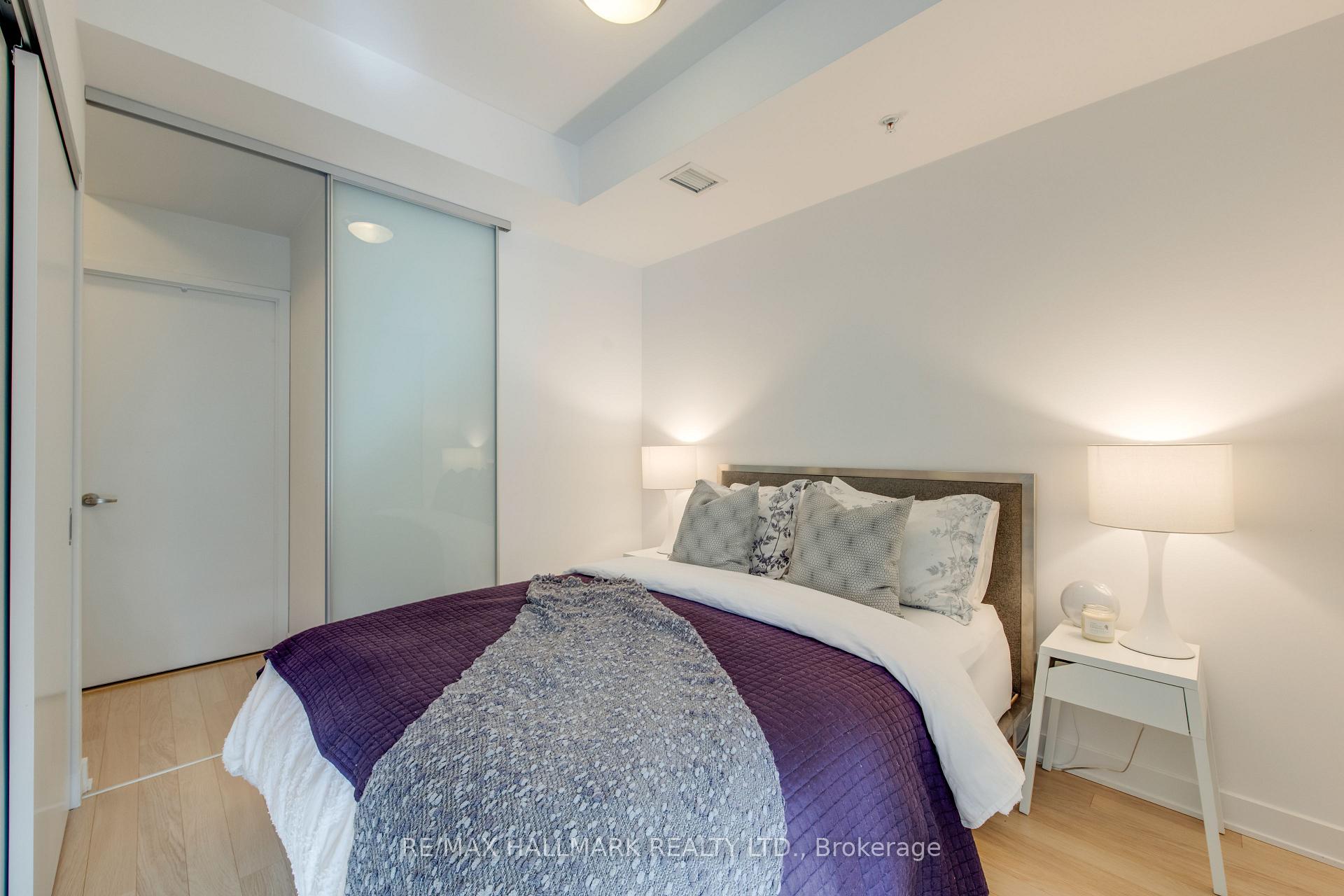 Photo 15 of Unit 702, 32 Camden Street, Toronto, Waterfront Communities — HOMEH