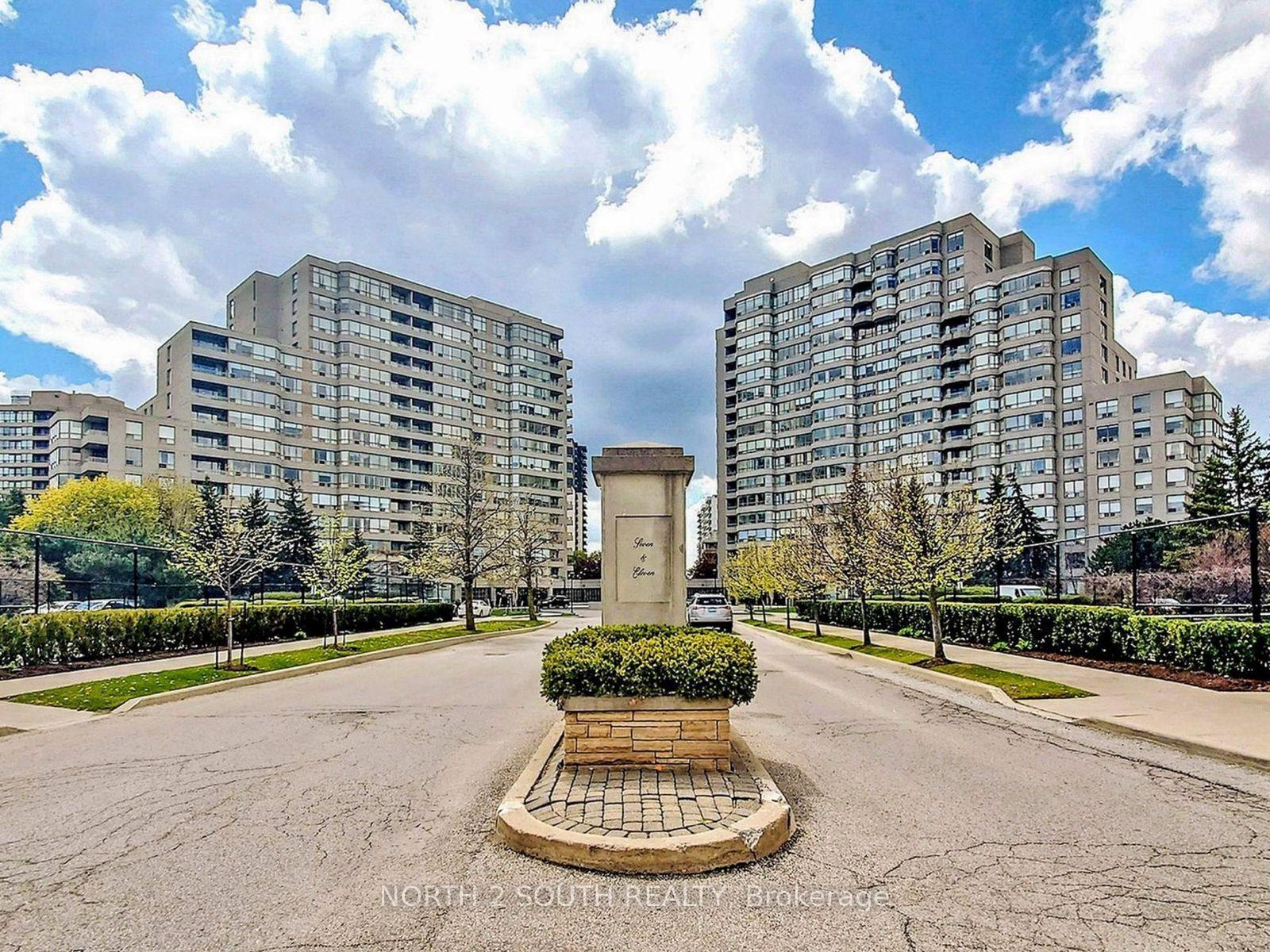 Photo 5 of Unit 401, 11 Townsgate Drive, Vaughan, Crestwood-Springfarm-Yorkhill — HOMEH