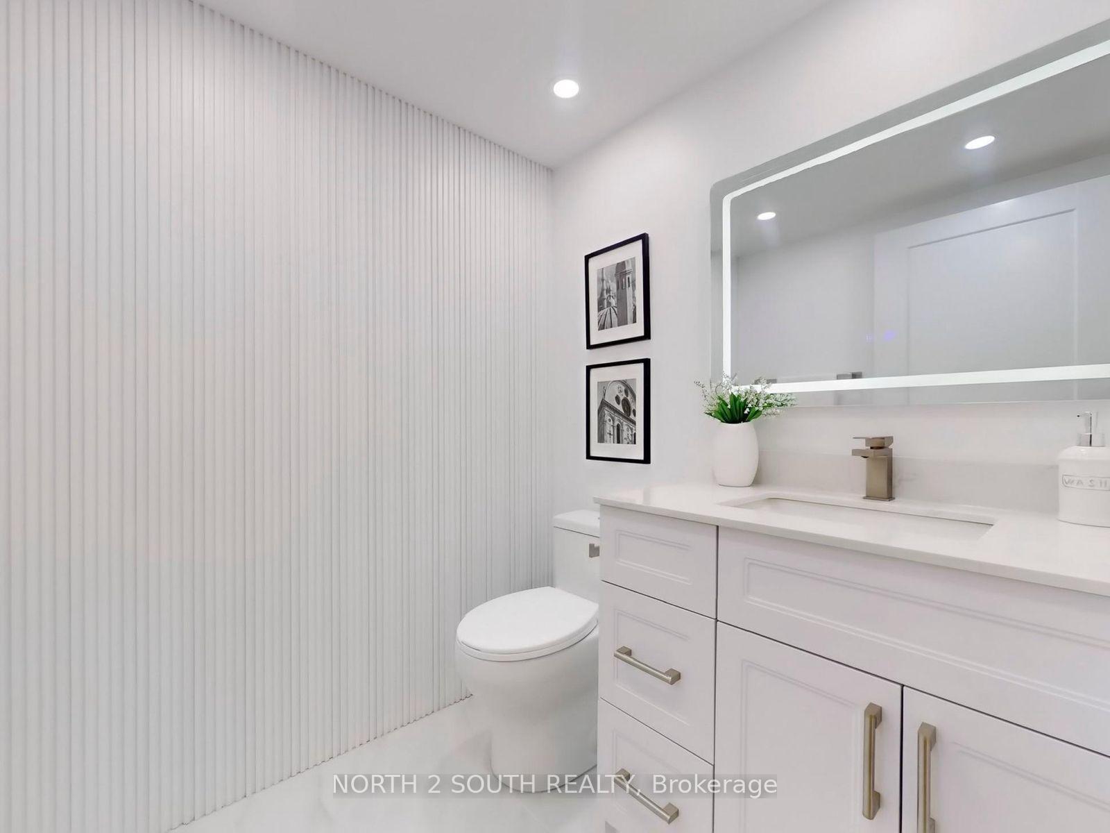 Photo 24 of Unit 401, 11 Townsgate Drive, Vaughan, Crestwood-Springfarm-Yorkhill — HOMEH