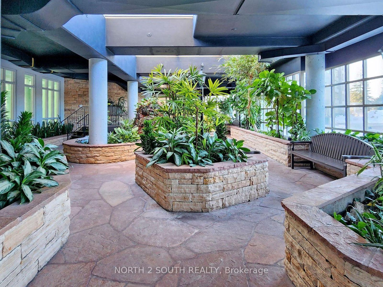 Photo 33 of Unit 401, 11 Townsgate Drive, Vaughan, Crestwood-Springfarm-Yorkhill — HOMEH