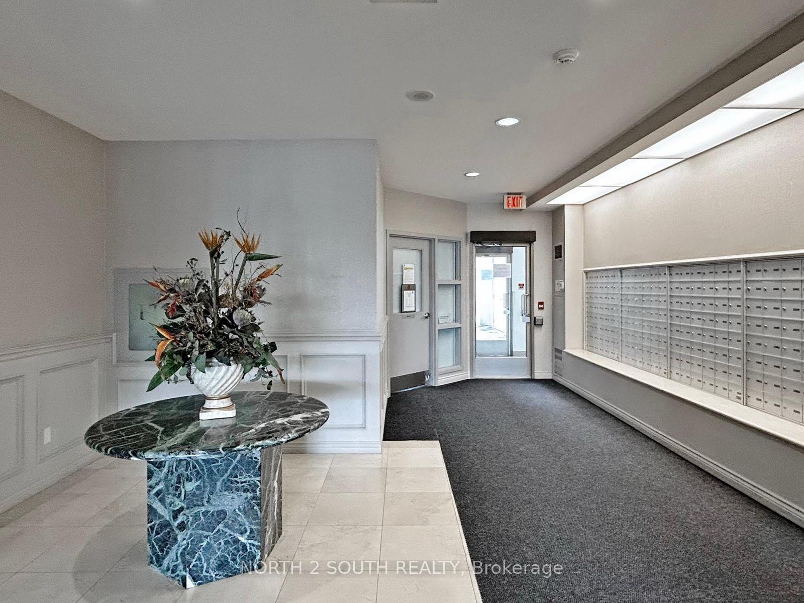 Photo 45 of Unit 401, 11 Townsgate Drive, Vaughan, Crestwood-Springfarm-Yorkhill — HOMEH
