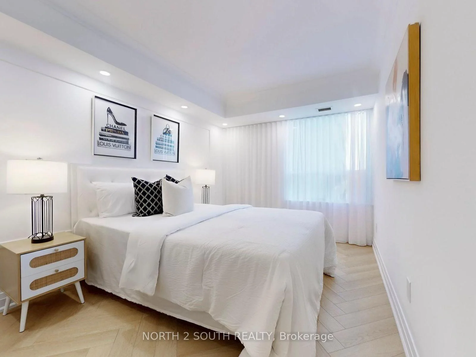 Photo 19 of Unit 401, 11 Townsgate Drive, Vaughan, Crestwood-Springfarm-Yorkhill — HOMEH