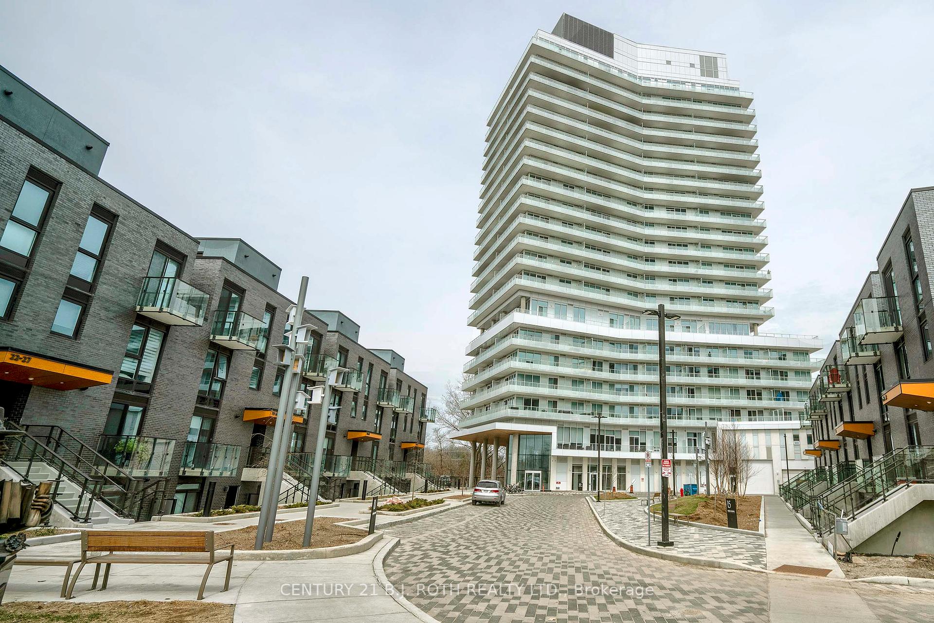 Photo 5 of Unit 1603, 20 Brin Drive NE, Etobicoke, Edenbridge-Humber Valley — HOMEH