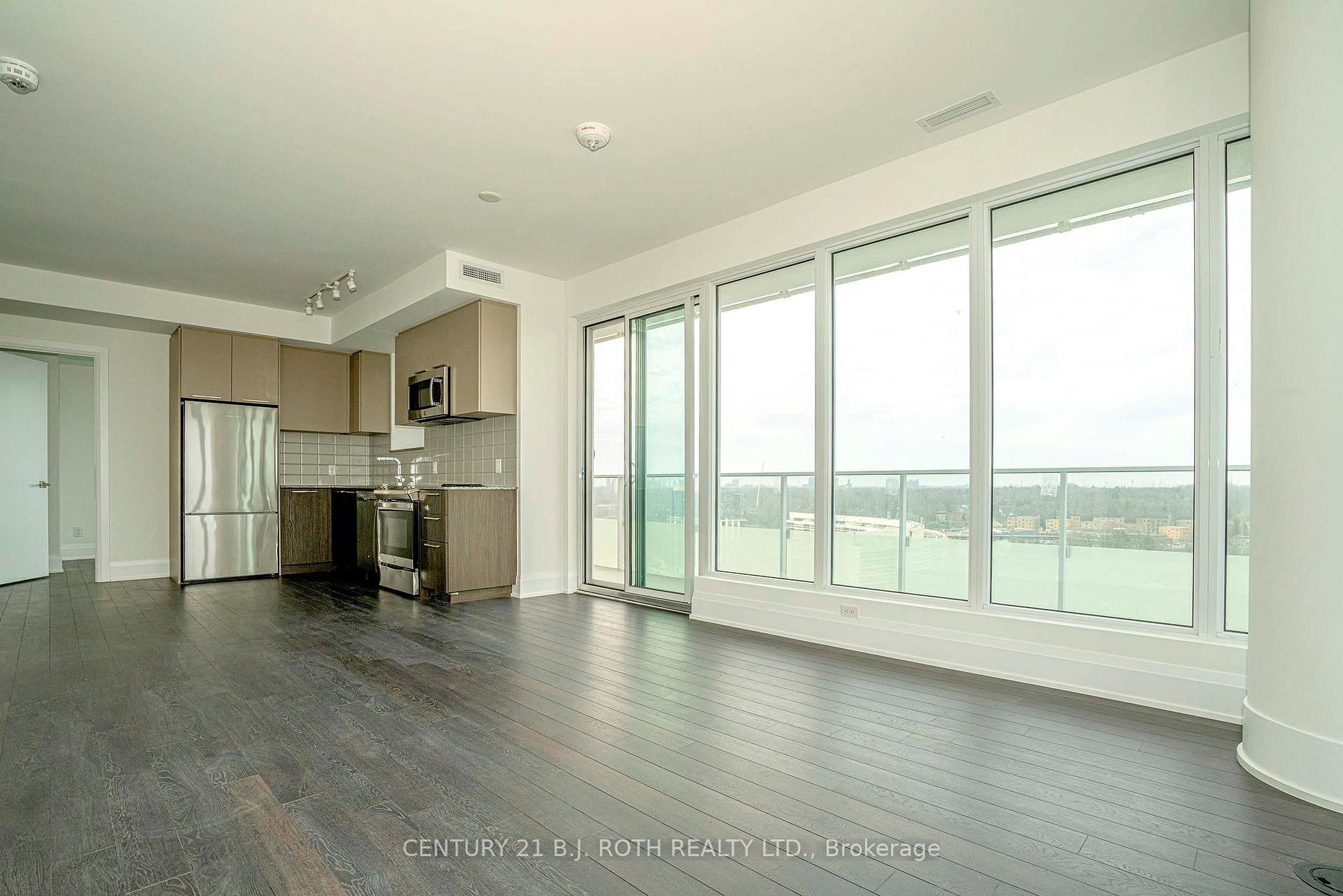 Photo 11 of Unit 1603, 20 Brin Drive NE, Etobicoke, Edenbridge-Humber Valley — HOMEH