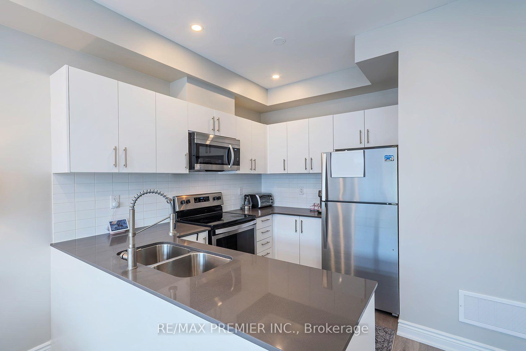 Photo 7 of 34 Dalhousie Street, Vaughan, Vaughan Grove — HOMEH