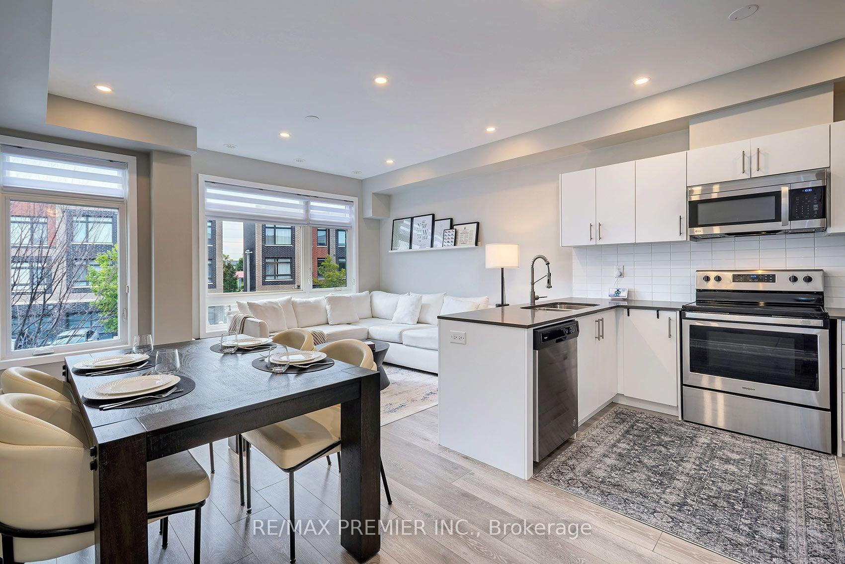 Photo 10 of 34 Dalhousie Street, Vaughan, Vaughan Grove — HOMEH
