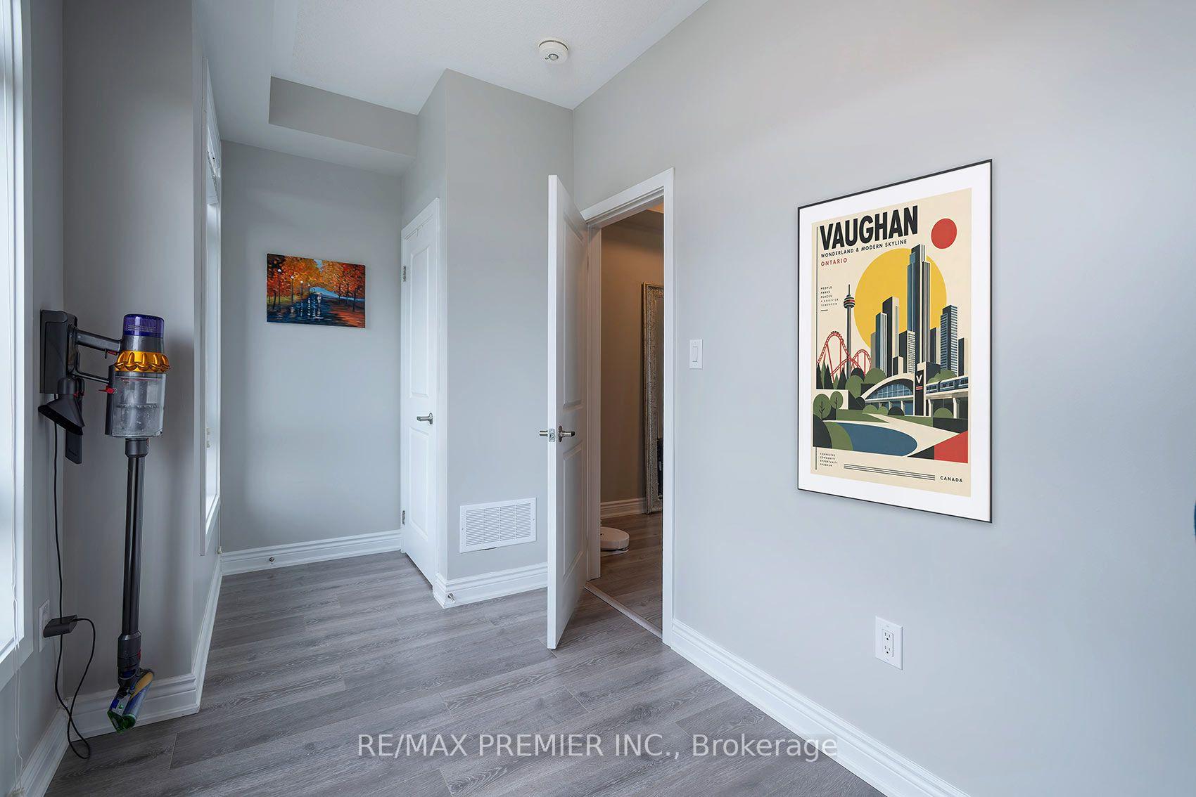 Photo 23 of 34 Dalhousie Street, Vaughan, Vaughan Grove — HOMEH